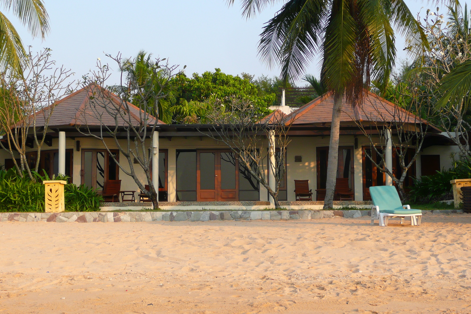 รูปถ่าย ไทย(Thailand) ชลบุรี(Chonburi) หาดซันไชน์(Sunshine beach) 2008-01 22