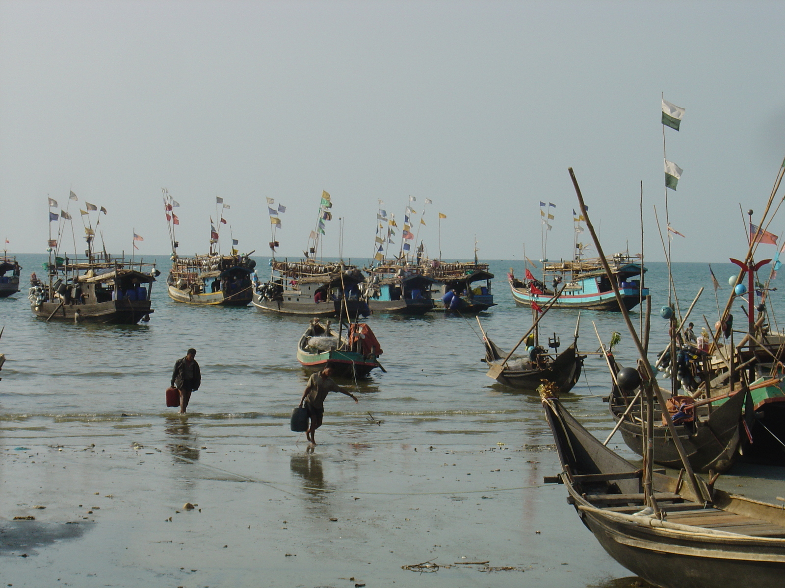 รูปถ่าย พม่า(Myanmar) หาดหม่องมะกัน(Maungmagan beach) 2005-01 63