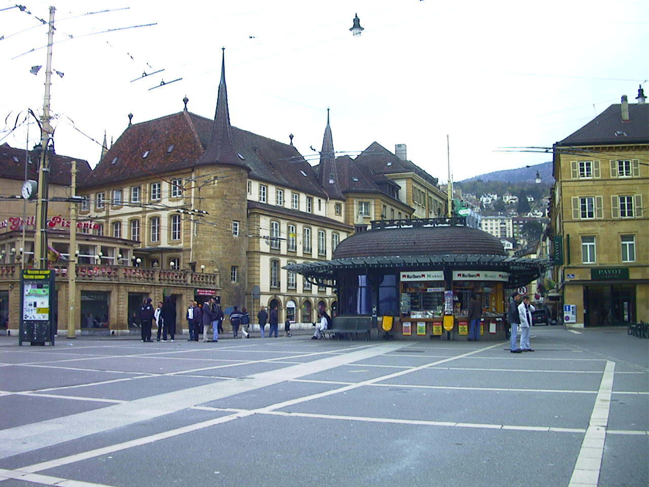 รูปถ่าย สวิสเซอร์แลนด์(Switzerland) เนอชาเตล(Neuchatel) 1999-04 0