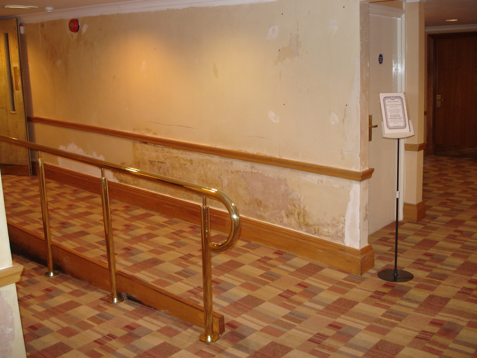 รูปถ่าย อังกฤษ(United Kingdom) แบรคเนล์ล(Bracknell) โรงแรมฮิลตัน(Hilton Hotel) 2006-10 0
