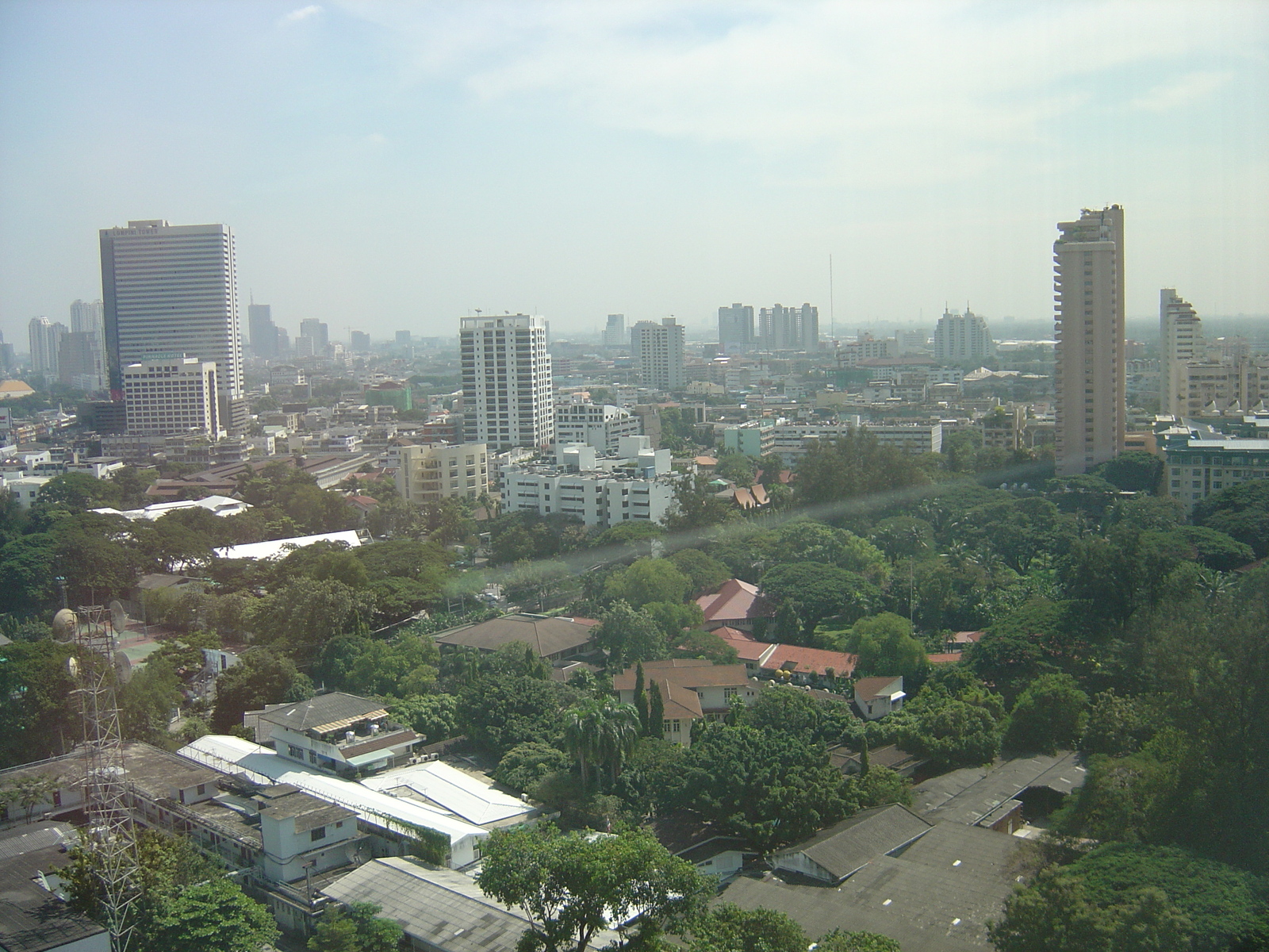 รูปถ่าย ไทย(Thailand) กรุงเทพมหานคร(Bangkok) ถนนสาทร(Satorn Road) 2005-12 2