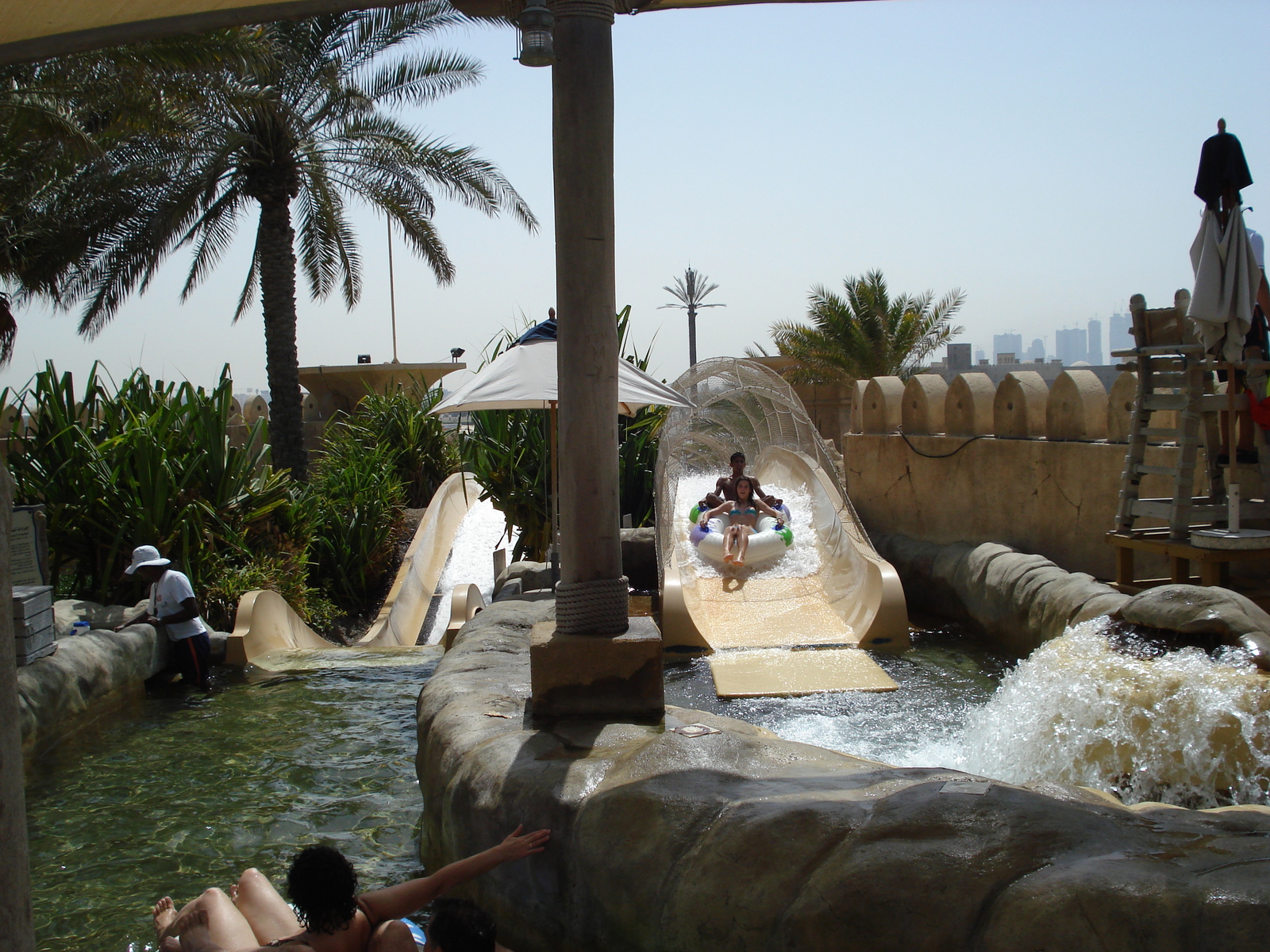 รูปถ่าย สหรัฐอาหรับเอมิเรตส์(United Arab Emirates) ดูไบ(Dubai) สวนน้ำไวลด์วาดี(Wild Wadi) 2007-03 194