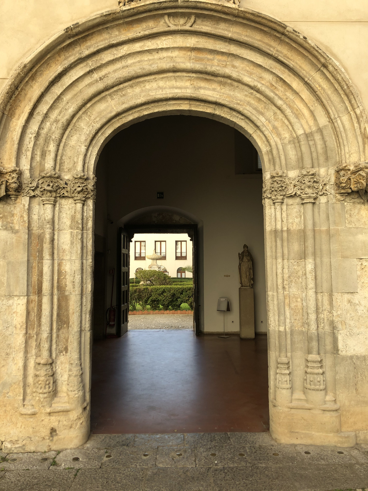 รูปถ่าย อิตาลี(Italy) ซิซิลี(Sicily) ปาแลร์โม(Palermo) วังอาบาเตลลิส(Palazzo Abatellis) 2020-02 117