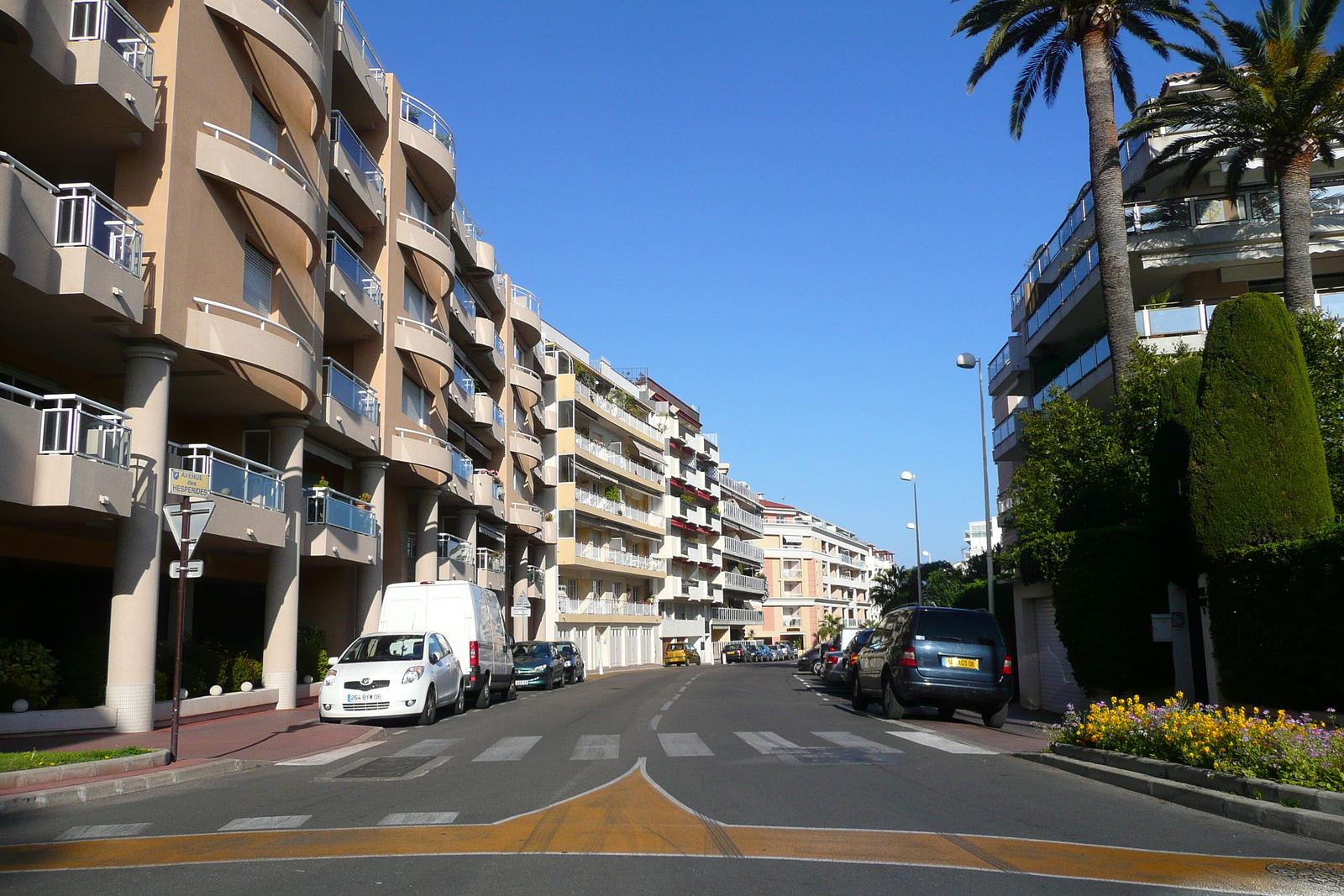 รูปถ่าย ฝรั่งเศส(France) คานส์(Cannes) ถนนเดอเลแร็ง(Avenue de Lerins) 2008-03 23