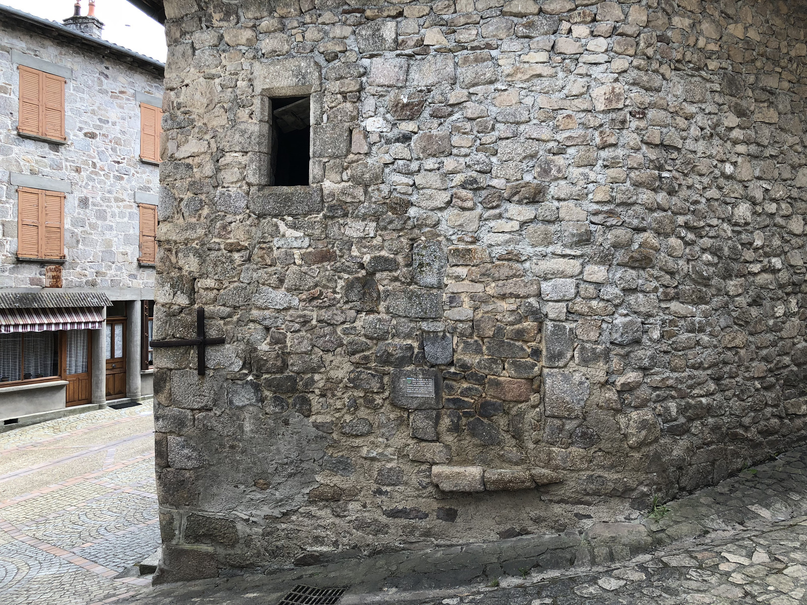รูปถ่าย ฝรั่งเศส(France) มาร์กอแลส(Marcoles) 2018-04 10
