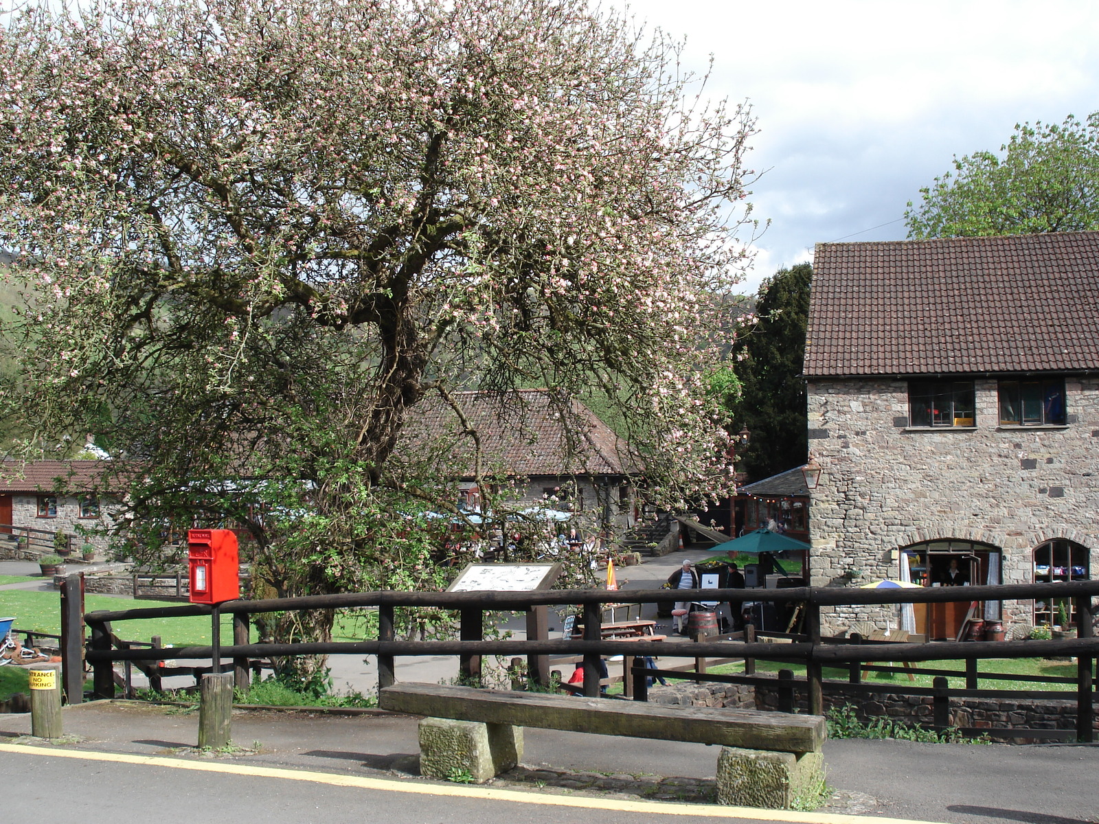 รูปถ่าย อังกฤษ(United Kingdom) ทินเทิร์น(Tintern) 2006-05 46