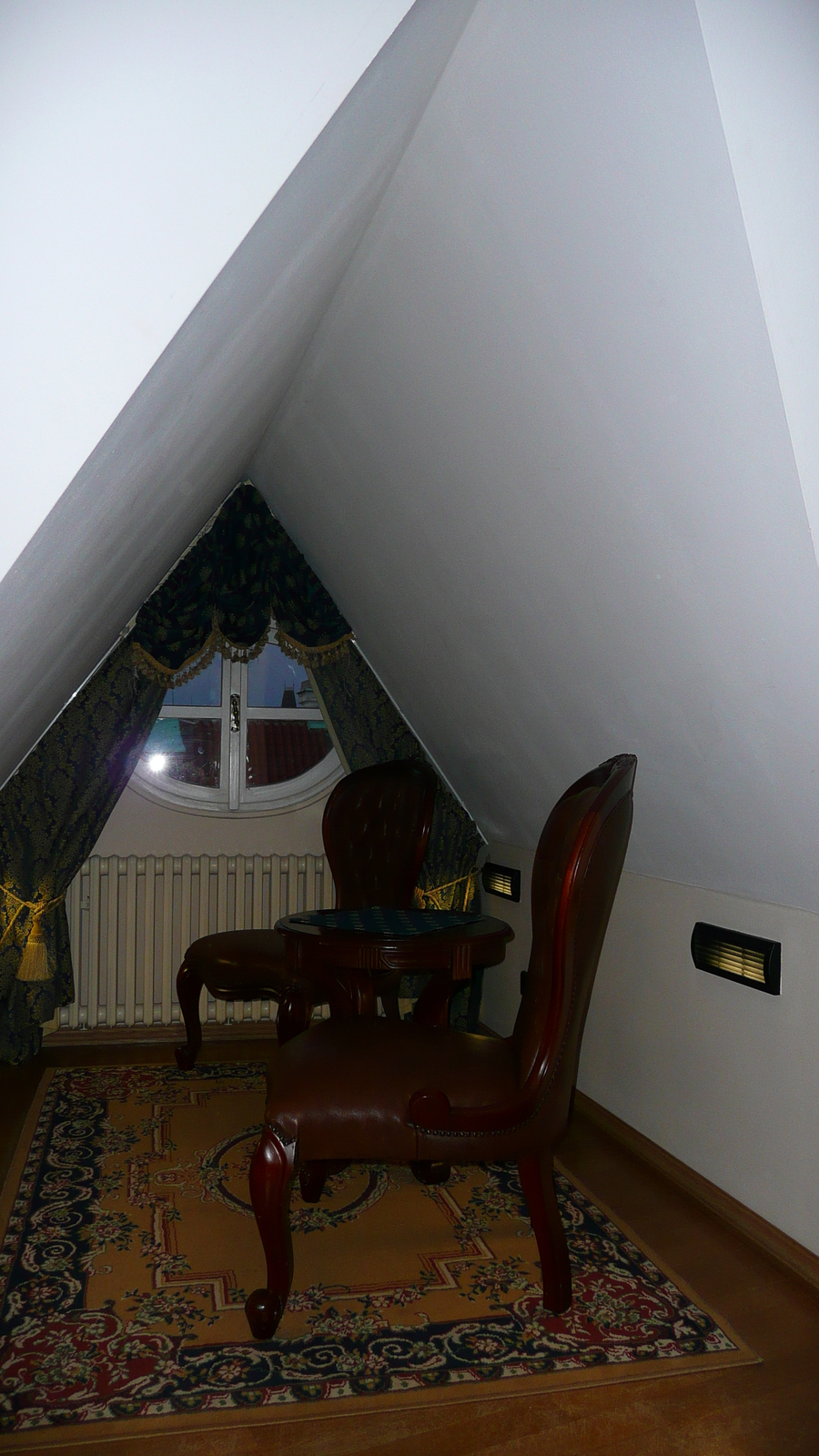 รูปถ่าย สาธารณรัฐเช็ก(Czech Republic) ปราก(Prague) โรงแรมอูปรินซ์(U Prince Hotel) 2007-07 22