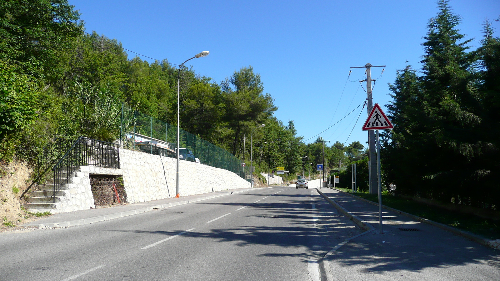 รูปถ่าย ฝรั่งเศส(France) ลาโกด(La Gaude) 2007-07 31