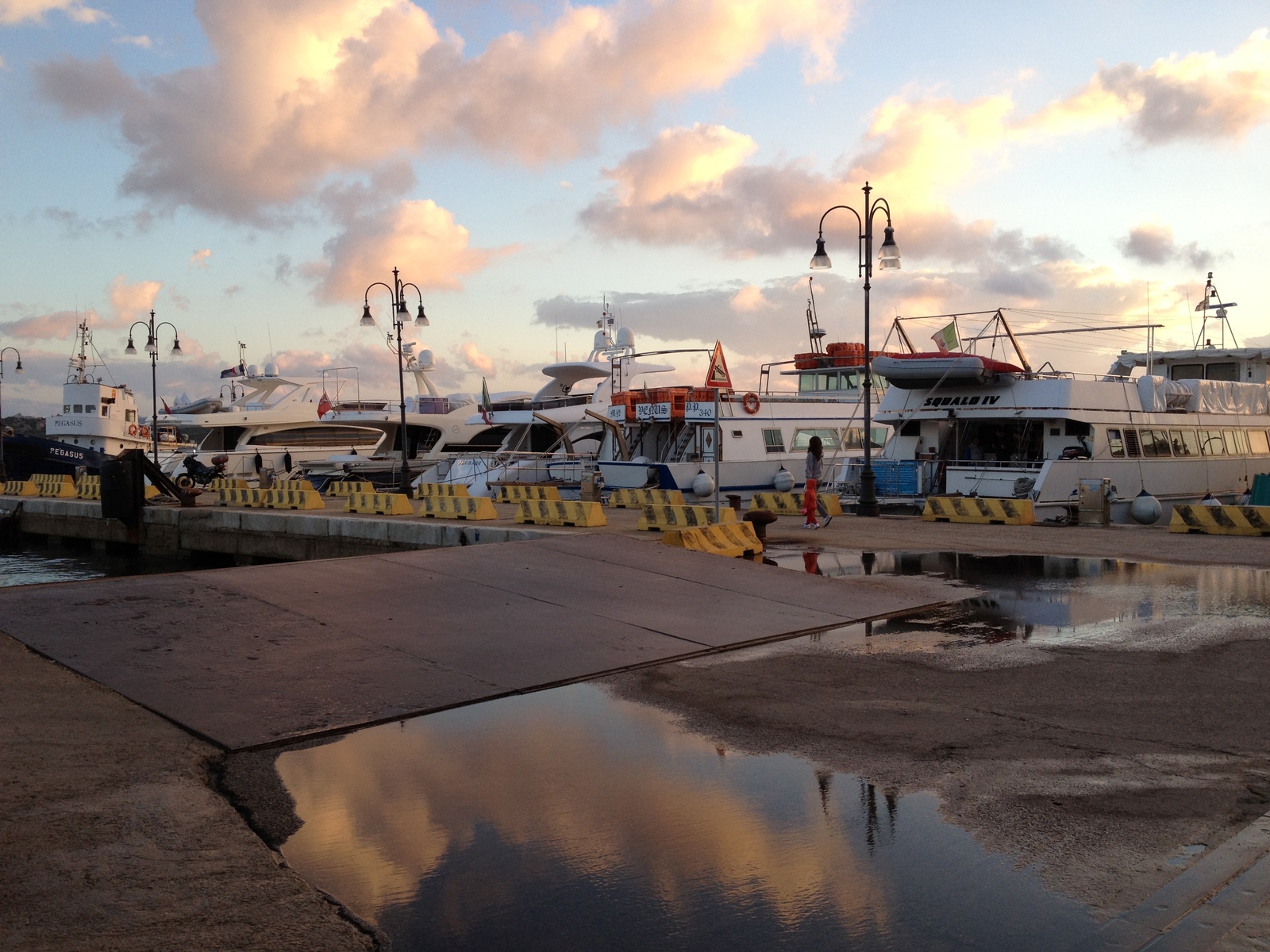 รูปถ่าย อิตาลี(Italy) ลามัดดาเลนา(La Maddalena) 2012-09 116