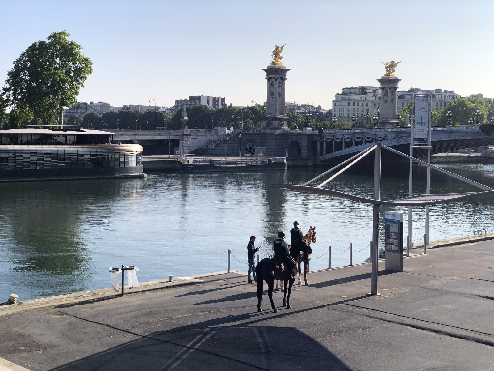 รูปถ่าย ฝรั่งเศส(France) ปารีส(Paris) สะพานอเล็กซานเดอร์ที่ 3(Alexander III Bridge) 2020-06 4