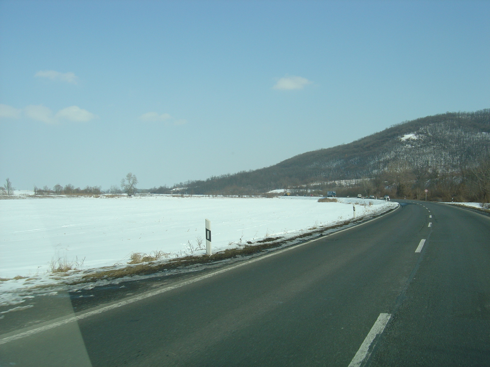 รูปถ่าย ฮังการี(Hungary) ถนนจากเปชไปบูดาเปสต์(Pecs to Budapest Road) 2005-03 3