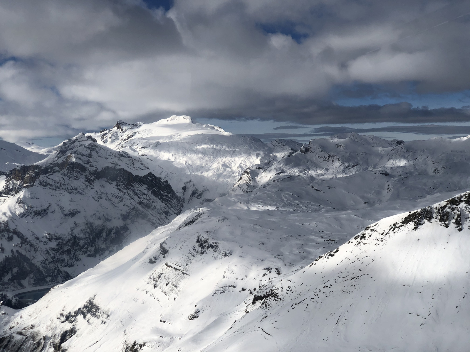 รูปถ่าย สวิสเซอร์แลนด์(Switzerland) ครองส์-มงตานา(Crans Montana) 2020-12 414