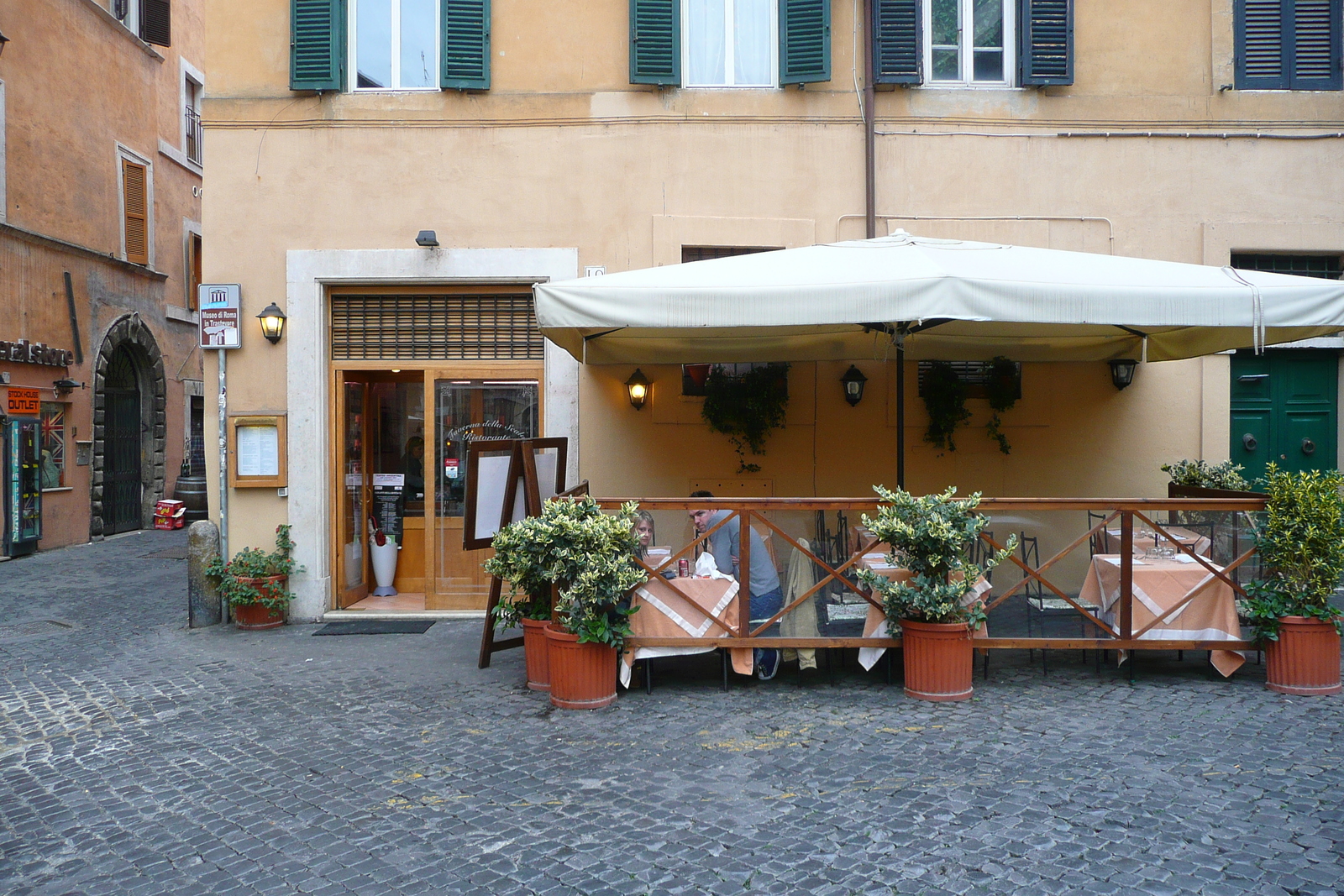 รูปถ่าย อิตาลี(Italy) โรม(Rome) ทราสเตแวเร(Trastevere) 2007-11 67