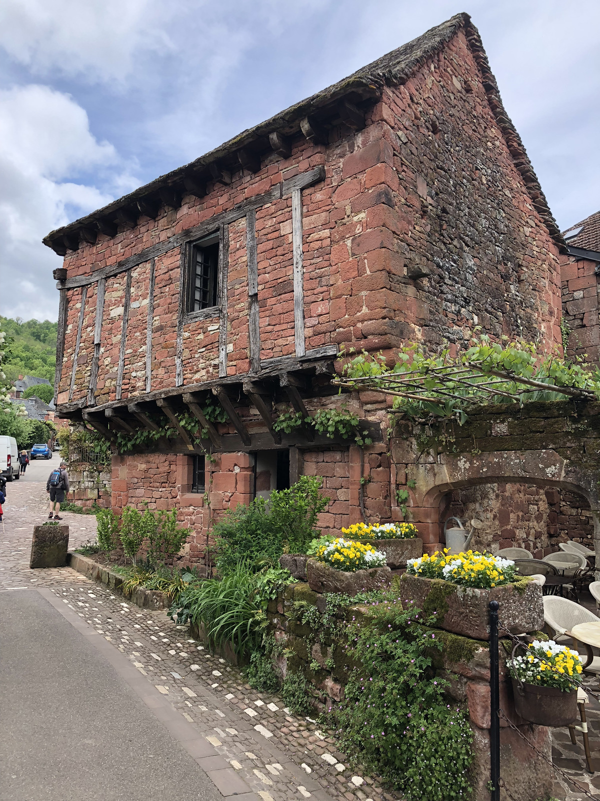 รูปถ่าย ฝรั่งเศส(France) กอลงฌ์-ลา-รูฌ(Collonges la Rouge) 2018-04 126