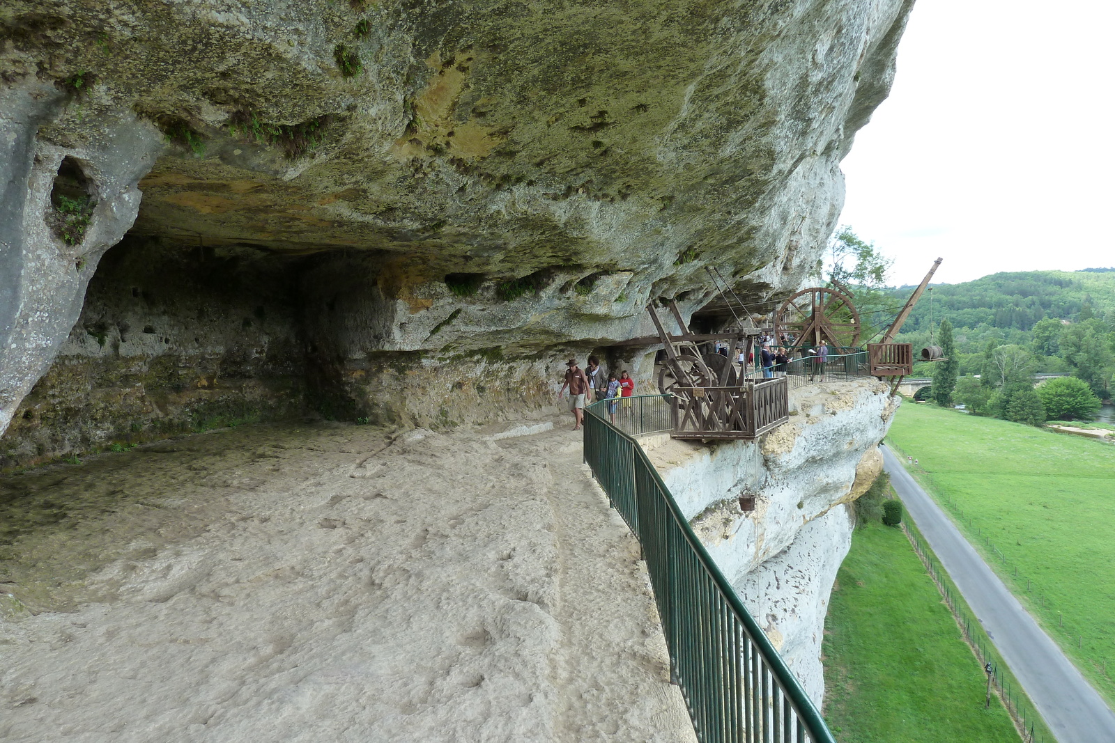 รูปถ่าย ฝรั่งเศส(France) ลาร็อกแซ็งคริสตอฟ(La Roque St Christophe) 2010-08 28