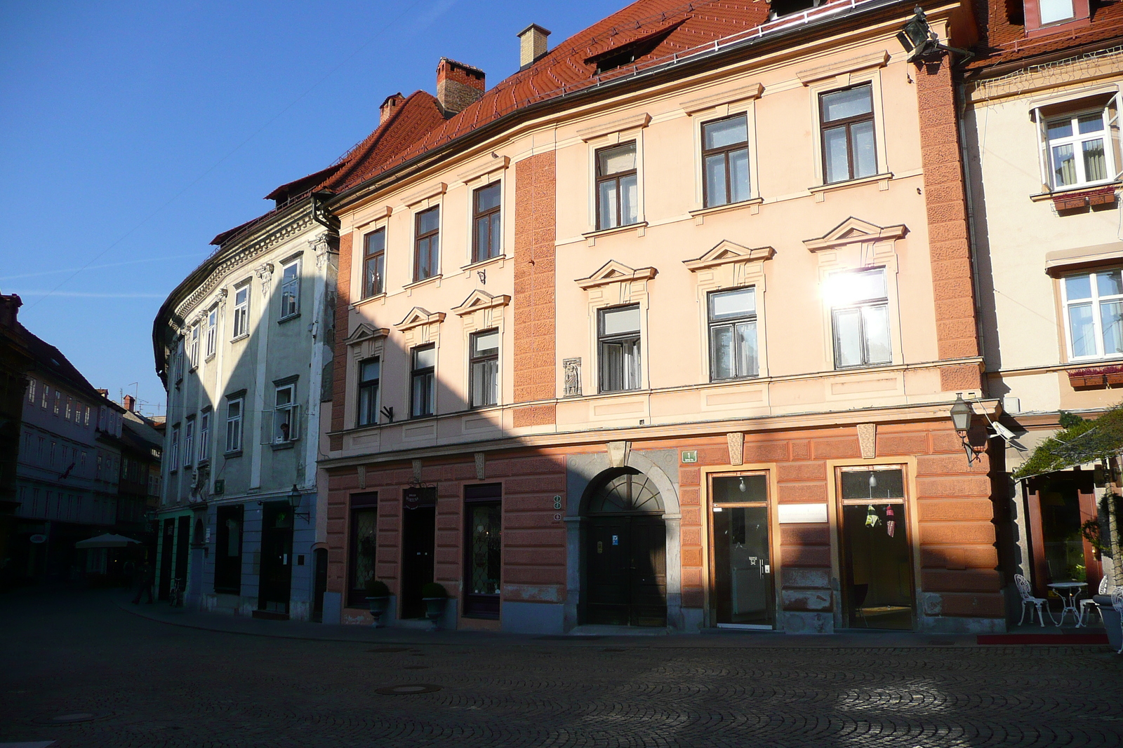 รูปถ่าย สโลวีเนีย(Slovenia) ลีอูบลีอานา(Ljubljana) เมืองเก่า(Historic Centre) 2008-01 64