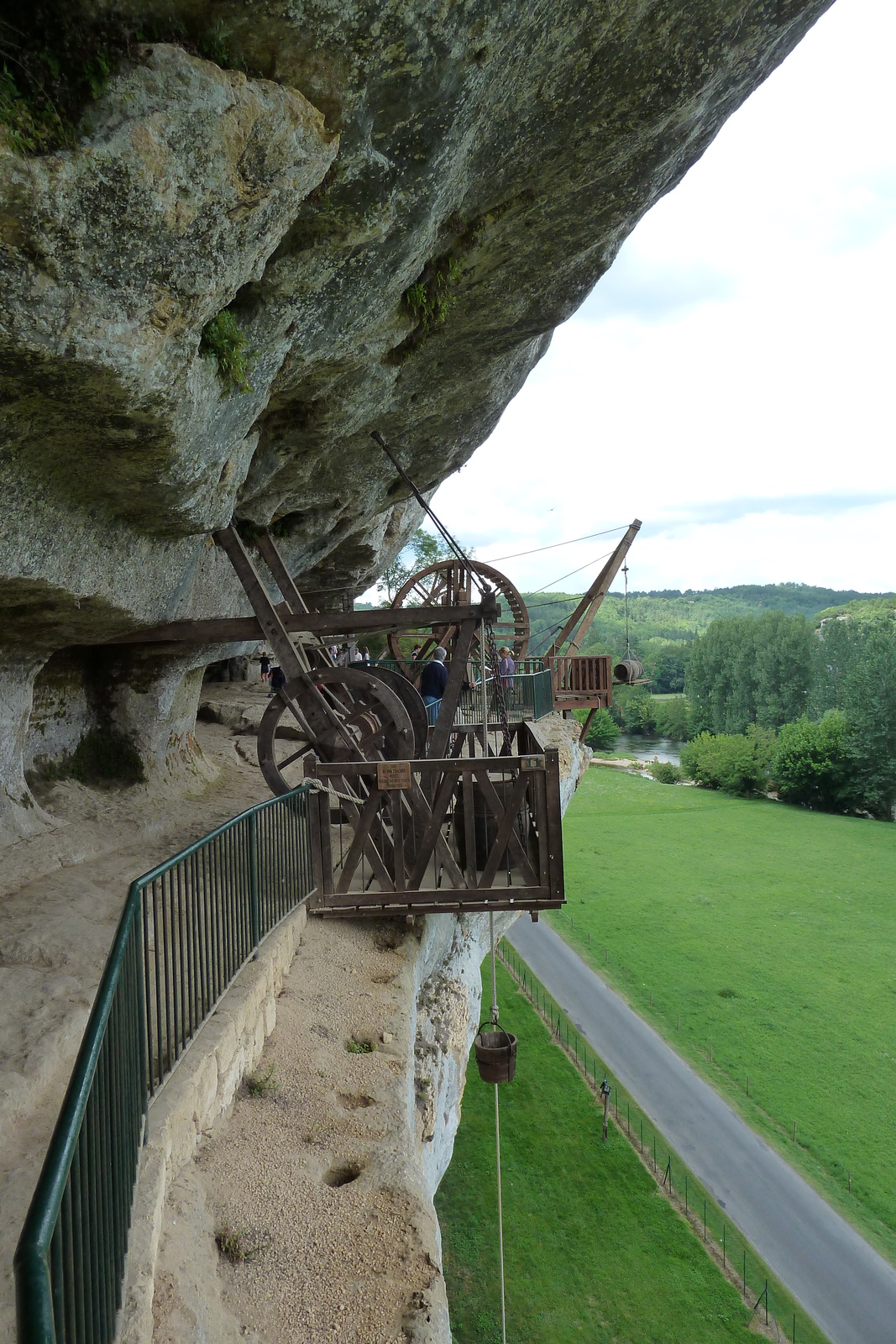 รูปถ่าย ฝรั่งเศส(France) ลาร็อกแซ็งคริสตอฟ(La Roque St Christophe) 2010-08 25