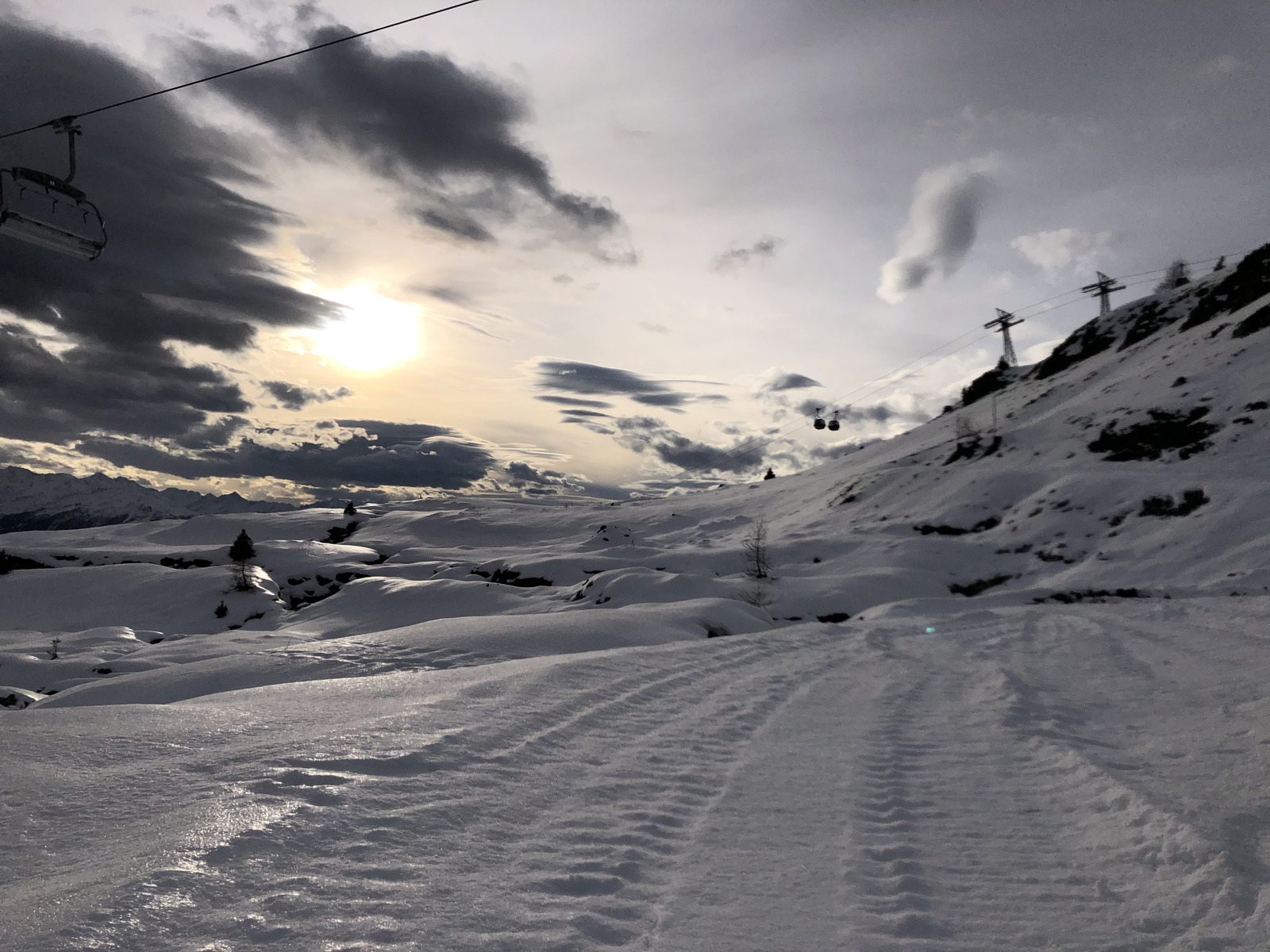 รูปถ่าย สวิสเซอร์แลนด์(Switzerland) ครองส์-มงตานา(Crans Montana) 2020-12 141