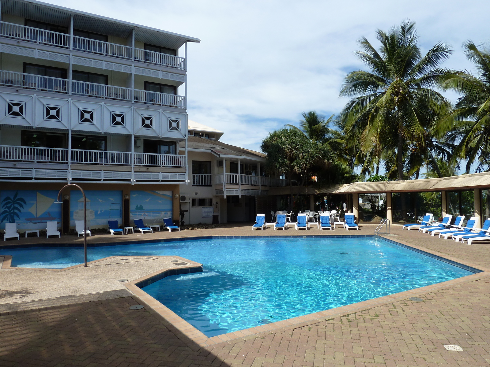 รูปถ่าย นิวแคลิโดเนีย(New Caledonia) โรงแรมเลอเซิร์ฟ นูเมอา(Le Surf Hotel Noumea) 2010-05 29