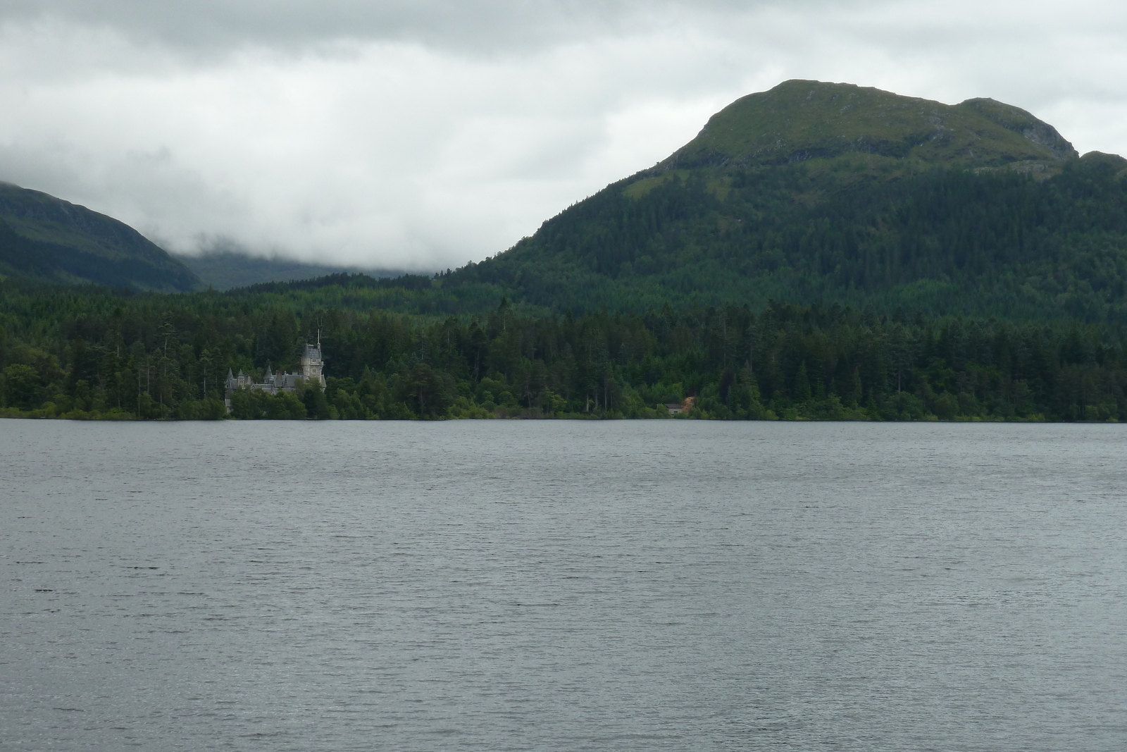 รูปถ่าย อังกฤษ(United Kingdom) สกอตแลนด์(Scotland) ถนนจากเอวีมอร์ไปทะเลสาบลอคลากัน(Aviemore to Loch Laggan road) 2011-07 4
