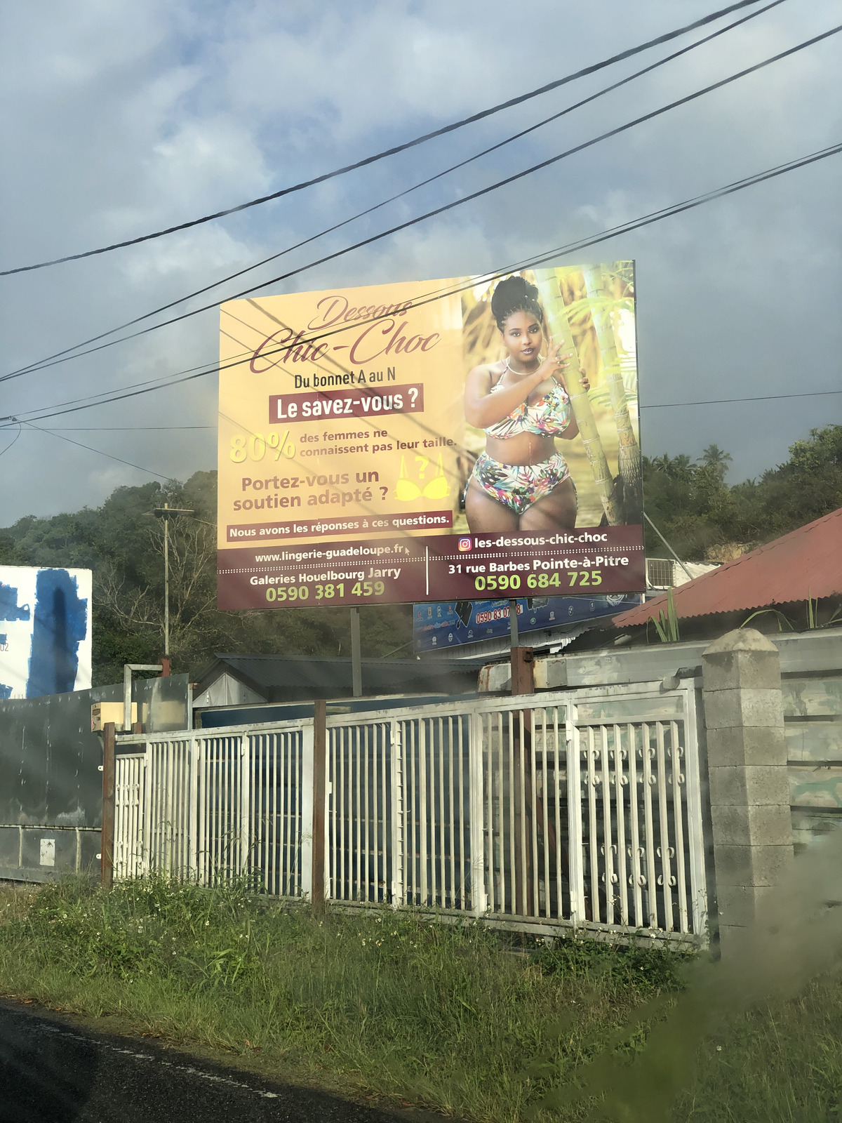 รูปถ่าย กวาเดอลูป(Guadeloupe) ปวงต์-อา-ปีตร์(Pointe a Pitre) 2021-02 3