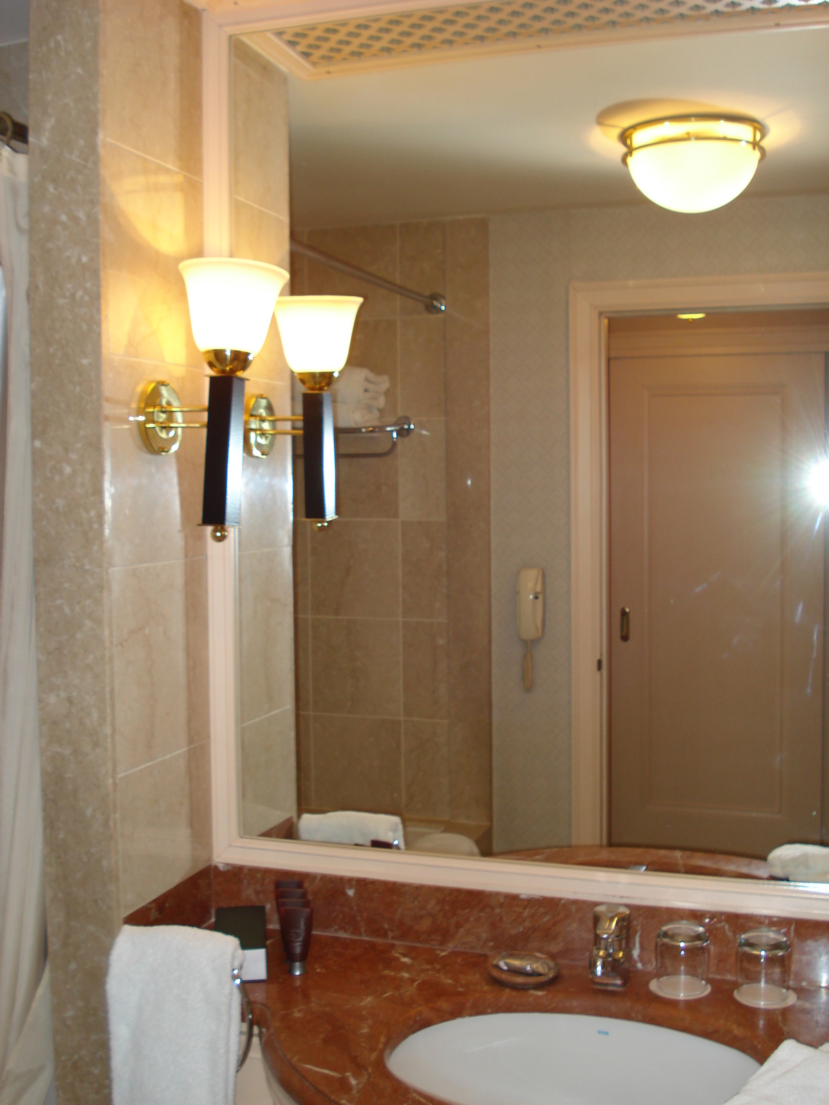 รูปถ่าย คาซัคสถาน(Kazakhstan) อัลมาตี(Almaty) โรงแรมอินเตอร์คอนติเนนตัล อัลมาตี(Intercontinental Almaty Hotel) 2007-03 75