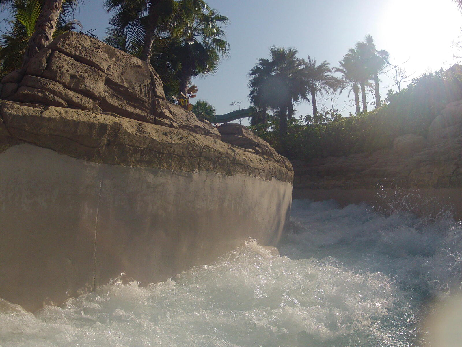 รูปถ่าย สหรัฐอาหรับเอมิเรตส์(United Arab Emirates) ดูไบ(Dubai) สวนน้ำอควาเวนเจอร์ ดูไบ(Dubai Aquaventure) 2012-01 31