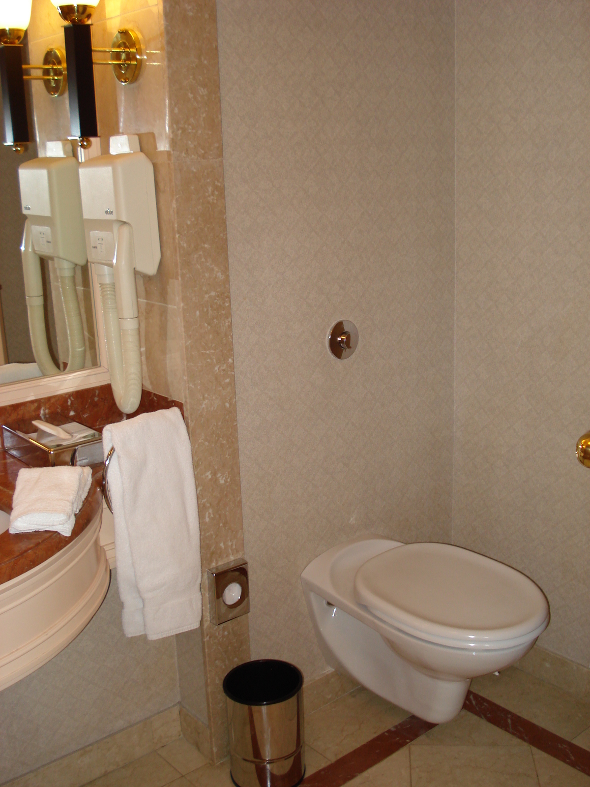 รูปถ่าย คาซัคสถาน(Kazakhstan) อัลมาตี(Almaty) โรงแรมอินเตอร์คอนติเนนตัล อัลมาตี(Intercontinental Almaty Hotel) 2007-03 73