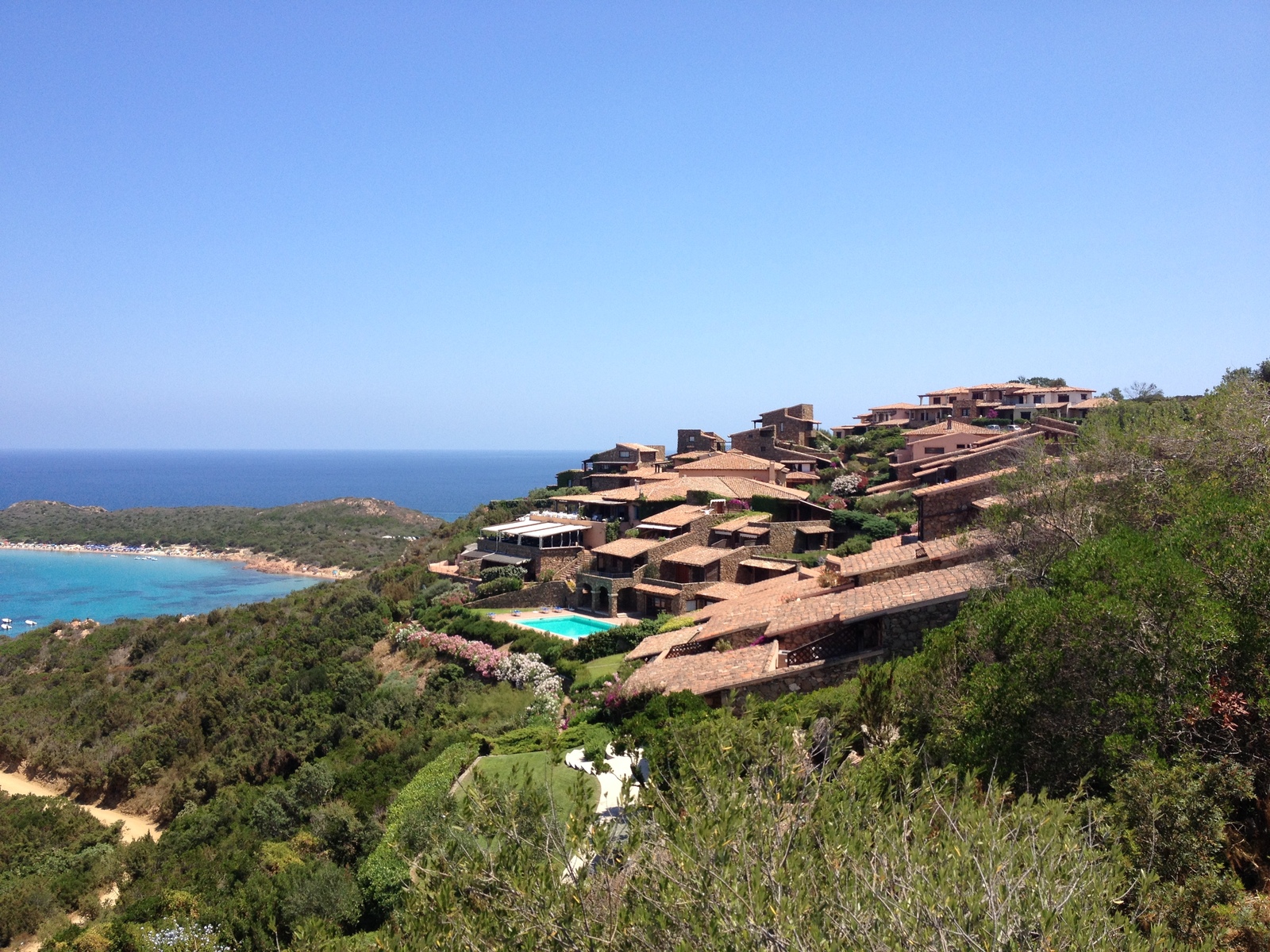รูปถ่าย อิตาลี(Italy) ซาร์ดิเนีย(Sardinia) แหลมกาโปโกดากาวัลโล(Capo Coda Cavallo) 2015-06 4