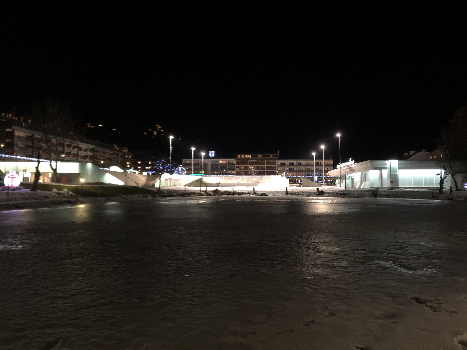 รูปถ่าย สวิสเซอร์แลนด์(Switzerland) ครองส์-มงตานา(Crans Montana) 2020-12 467