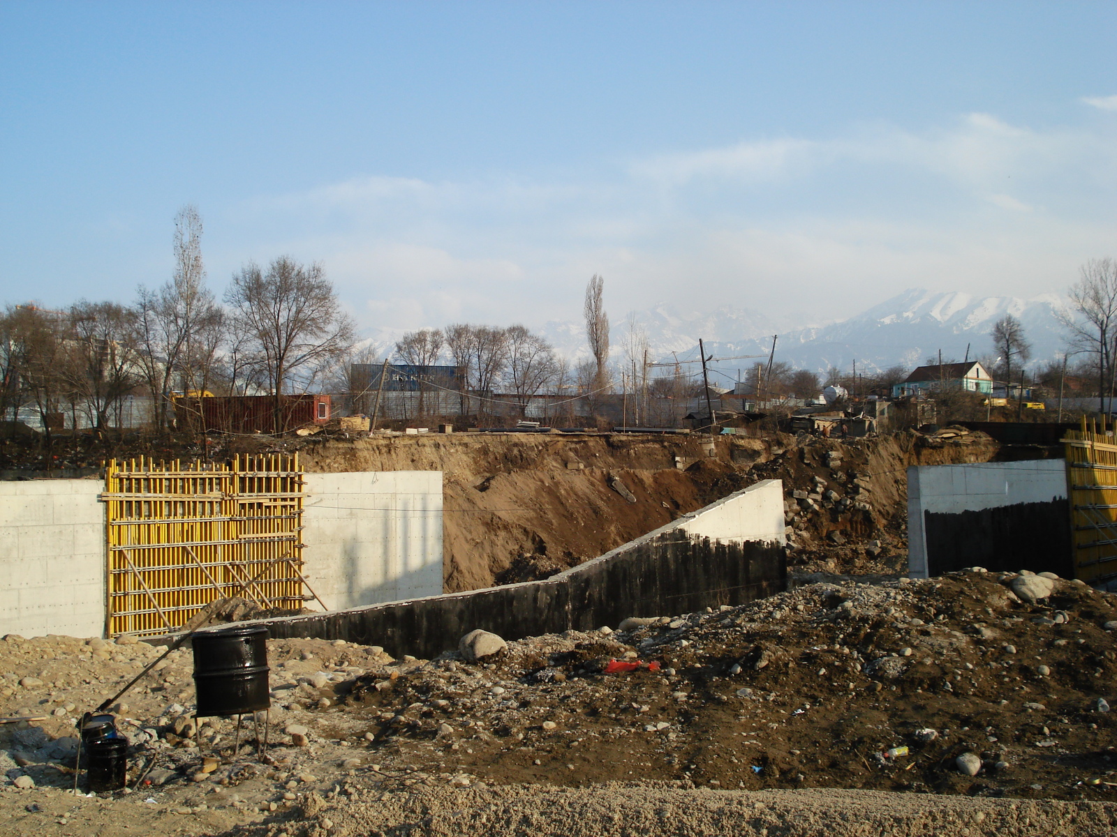 รูปถ่าย คาซัคสถาน(Kazakhstan) อัลมาตี(Almaty) 2007-03 323