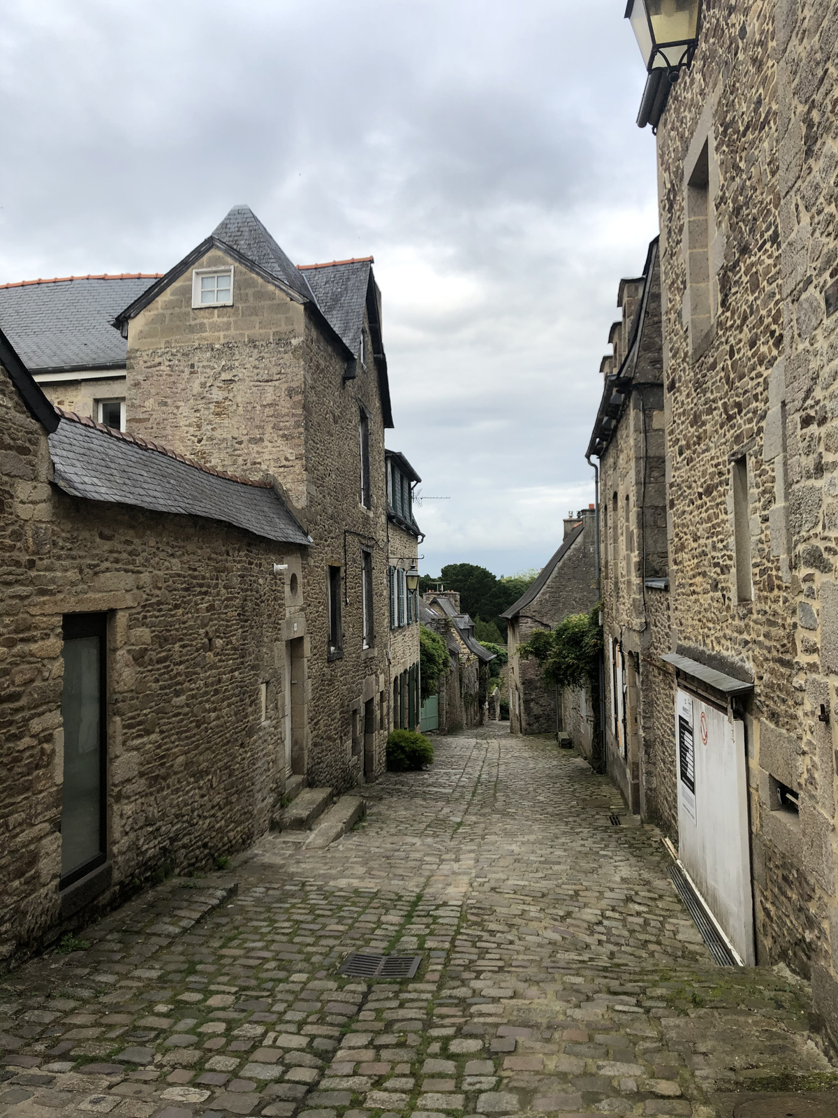 รูปถ่าย ฝรั่งเศส(France) ดีน็อง(Dinan) 2020-06 46
