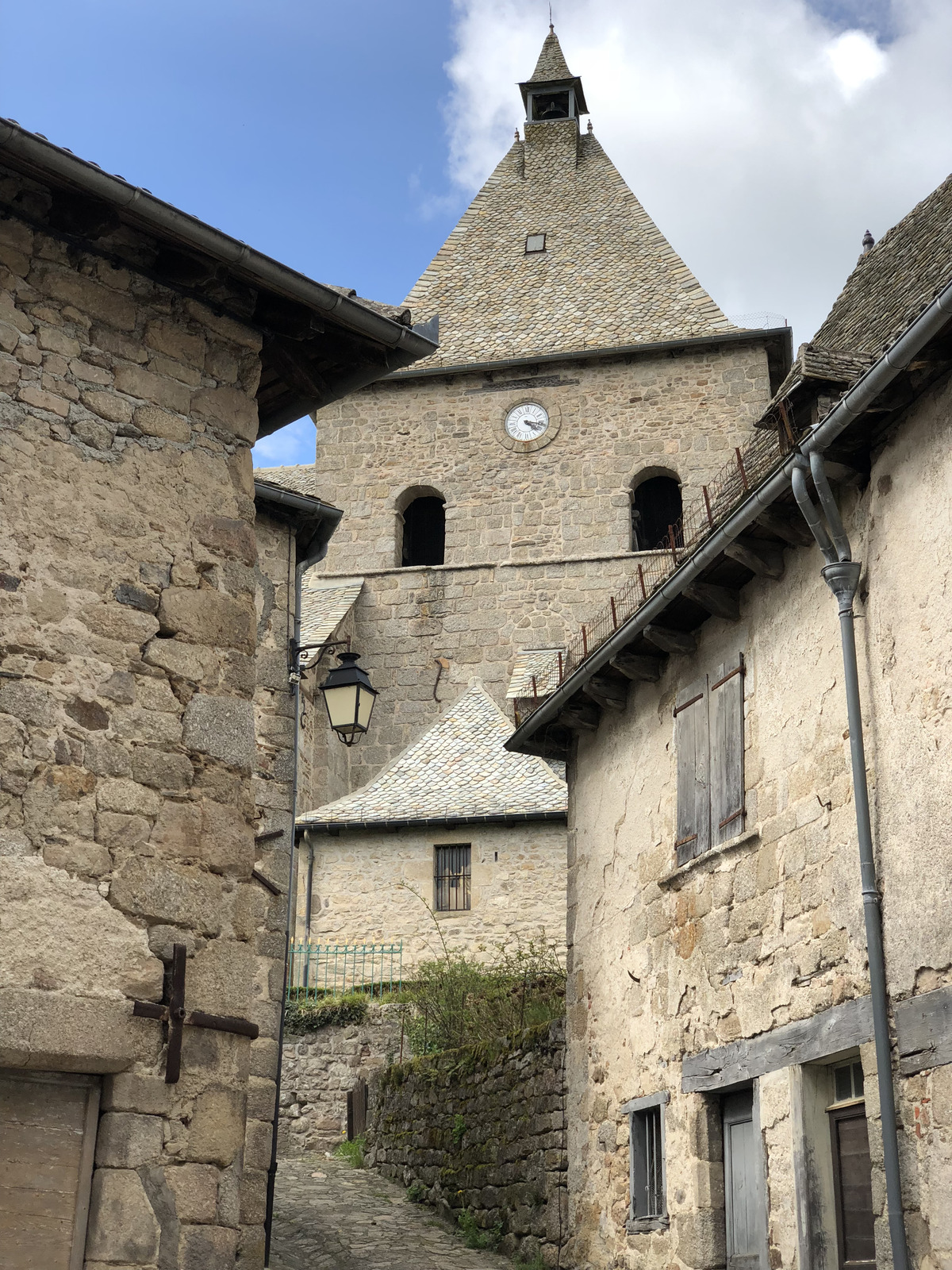 รูปถ่าย ฝรั่งเศส(France) มาร์กอแลส(Marcoles) 2018-04 29