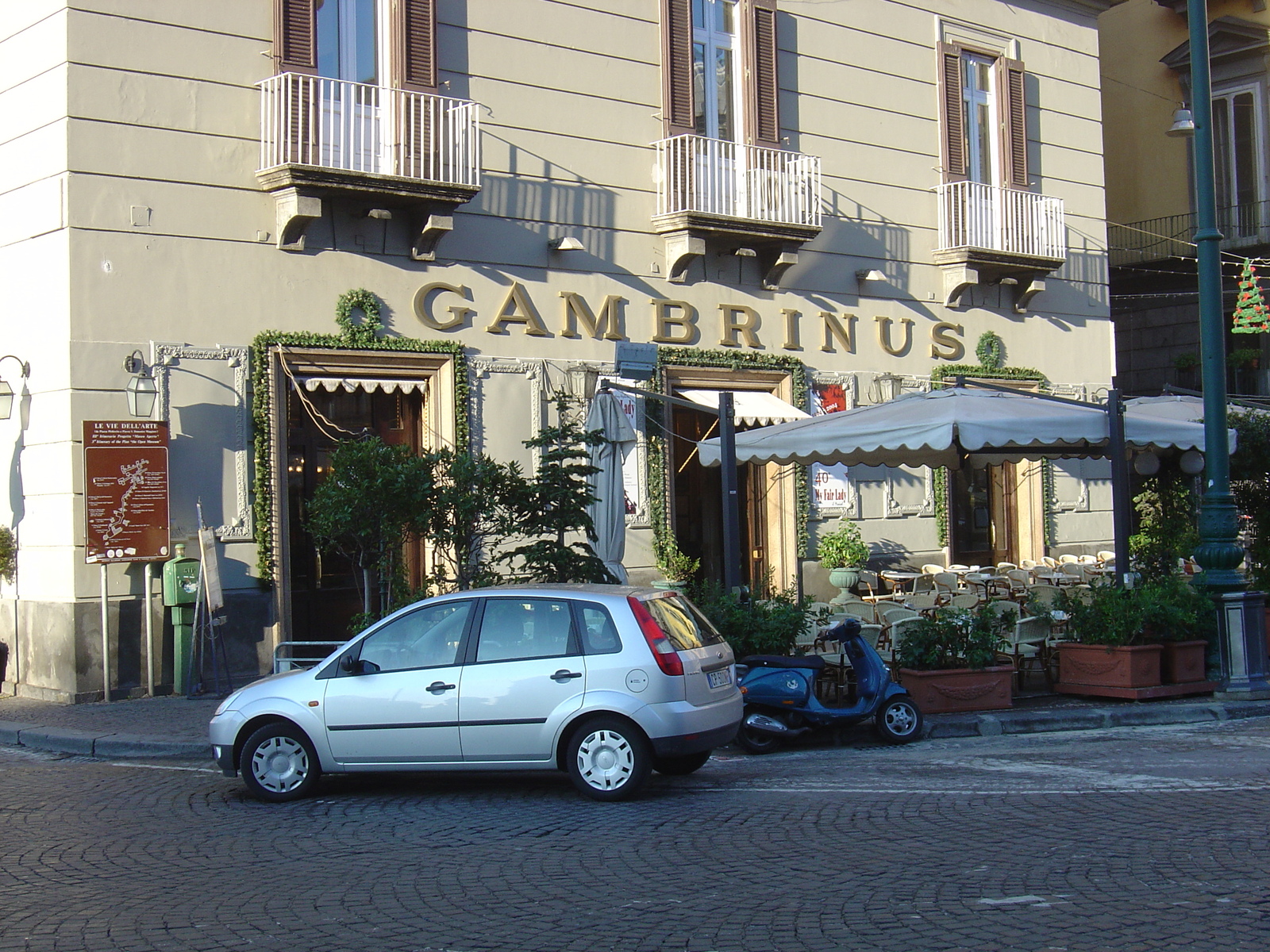 รูปถ่าย อิตาลี(Italy) นาโปลี(Naples) 2004-11 31
