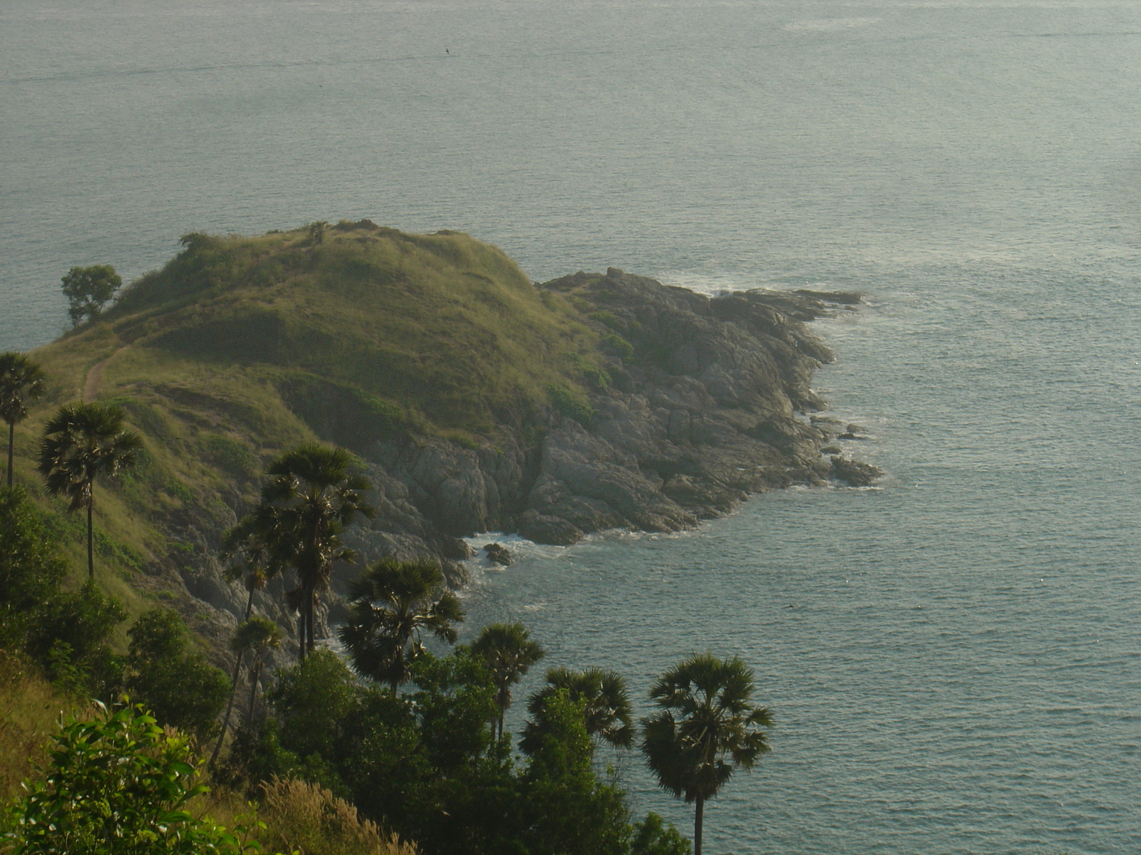 รูปถ่าย ไทย(Thailand) ภูเก็ต(Phuket) แหลมพรมเทพ(Prom Thep Cape) 2005-12 28