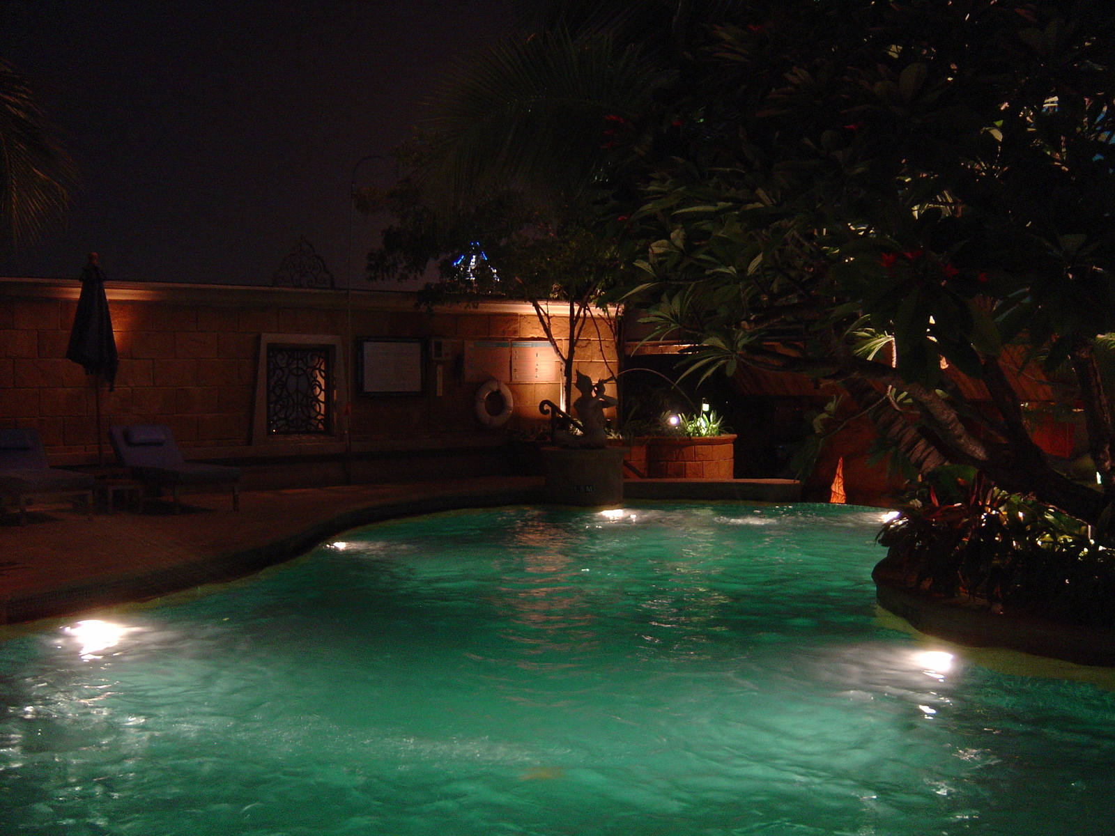 รูปถ่าย ไทย(Thailand) กรุงเทพมหานคร(Bangkok) โรงแรมอินเตอร์คอนติเนนตัล(Intercontinental Hotel) 2004-10 18