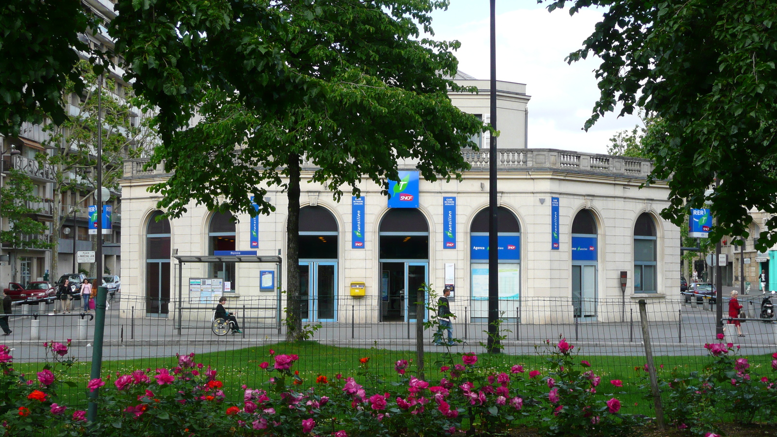 รูปถ่าย ฝรั่งเศส(France) ปารีส(Paris) คุ้มที่ 17 (17th Arrondissement) จัตุรัสแปแรร์(Place Pereire) 2007-05 23