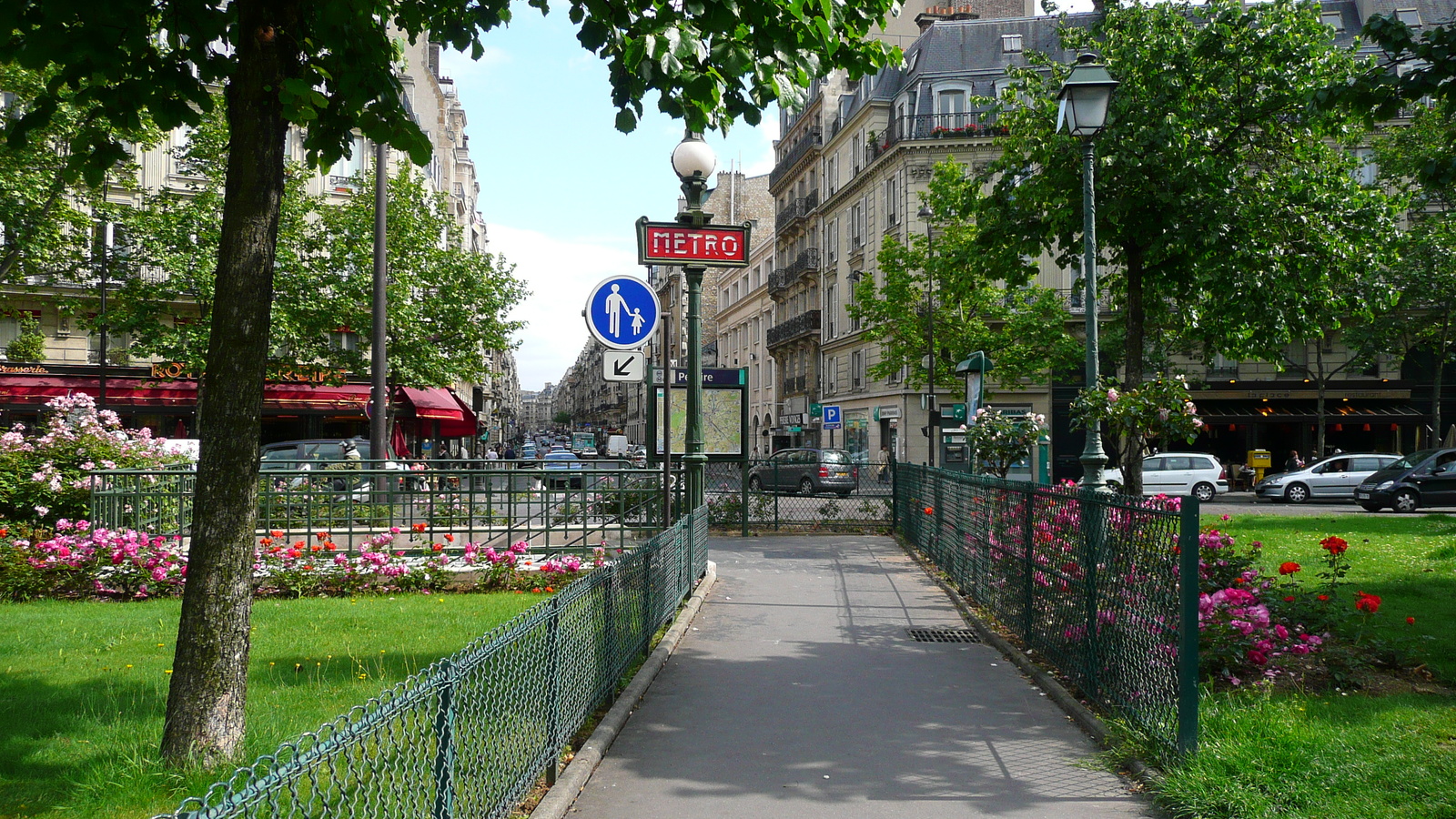 รูปถ่าย ฝรั่งเศส(France) ปารีส(Paris) คุ้มที่ 17 (17th Arrondissement) จัตุรัสแปแรร์(Place Pereire) 2007-05 44
