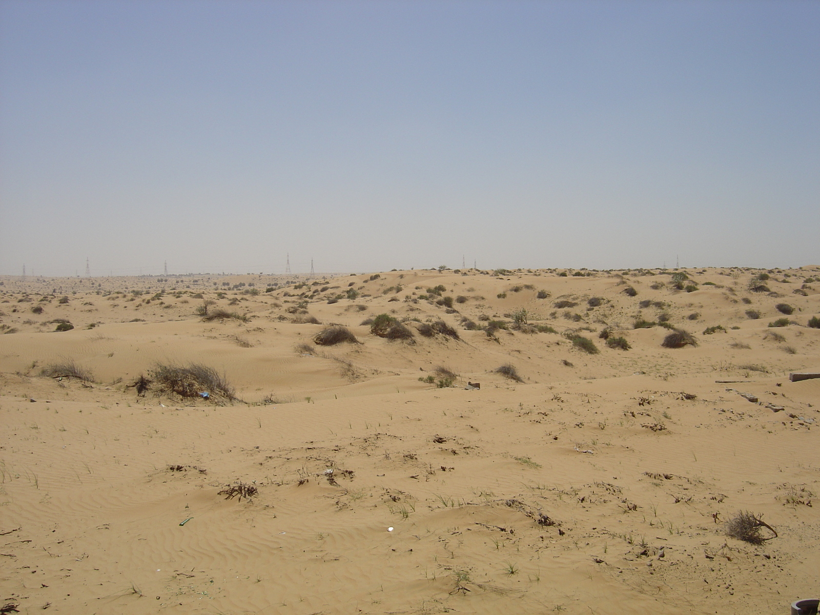 รูปถ่าย สหรัฐอาหรับเอมิเรตส์(United Arab Emirates) ถนนใกล้อาจแมน(Road near Ajman) 2005-03 8
