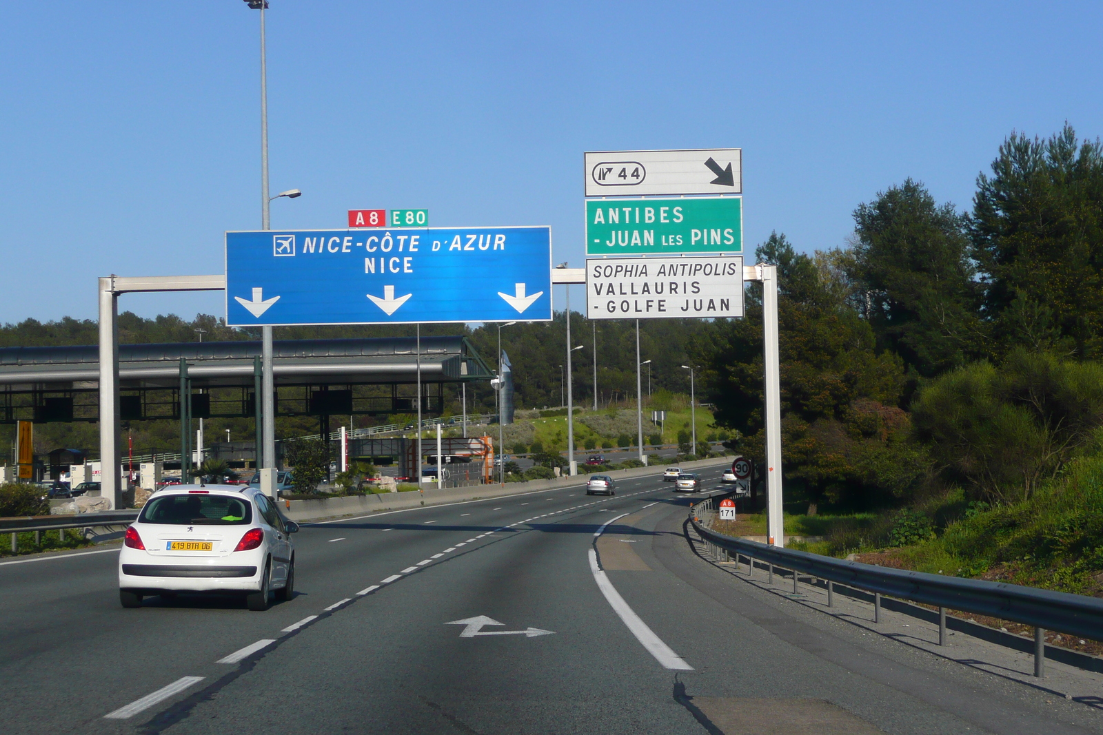 รูปถ่าย ฝรั่งเศส(France) เฟรนช์ริวิเอรา(French Riviera) ถนนจากคานส์ไปกาญ(Cannes to Cagnes road) 2008-03 43