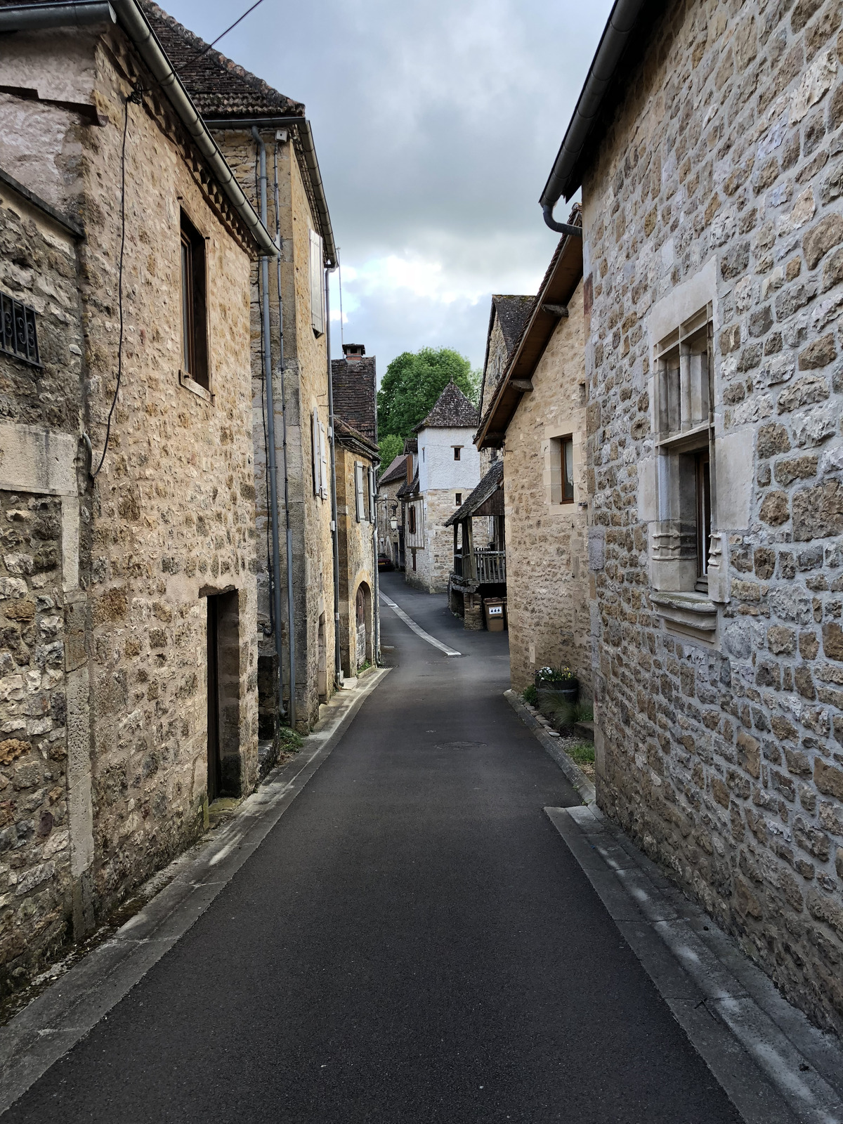 รูปถ่าย ฝรั่งเศส(France) กาเรนนัก(Carennac) 2018-04 93