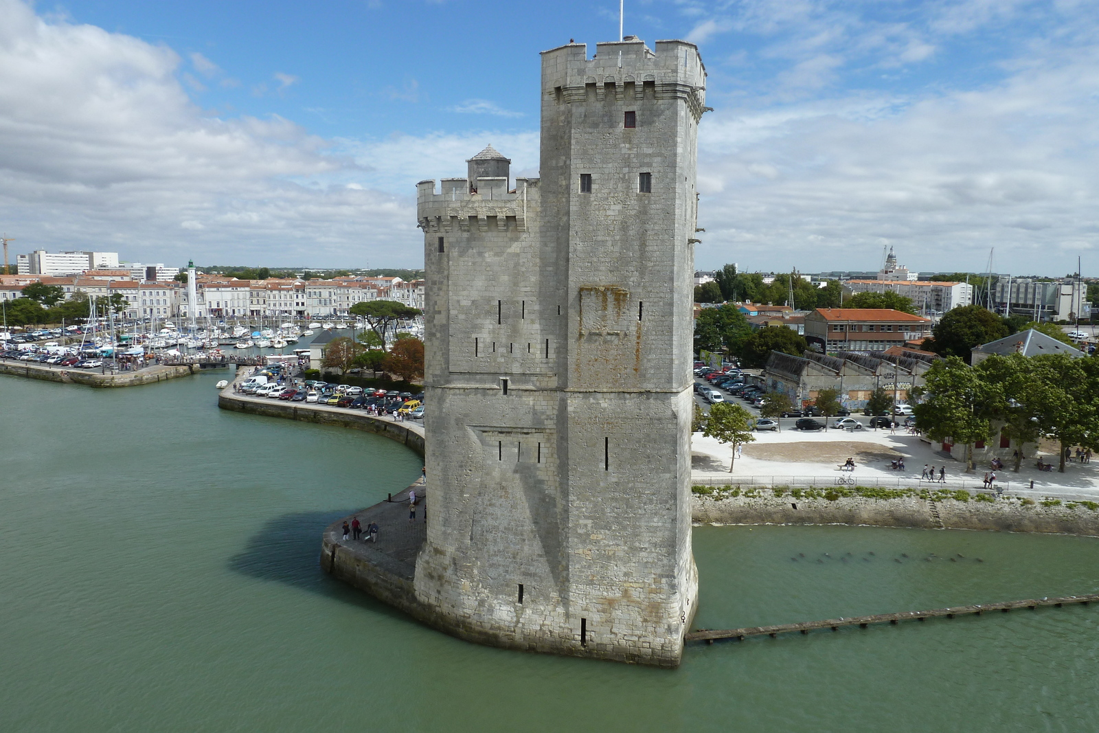 รูปถ่าย ฝรั่งเศส(France) ลาโรแชล(La Rochelle) หอคอยเซนต์นิโคลัส(St. Nicolas Tower) 2010-08 14