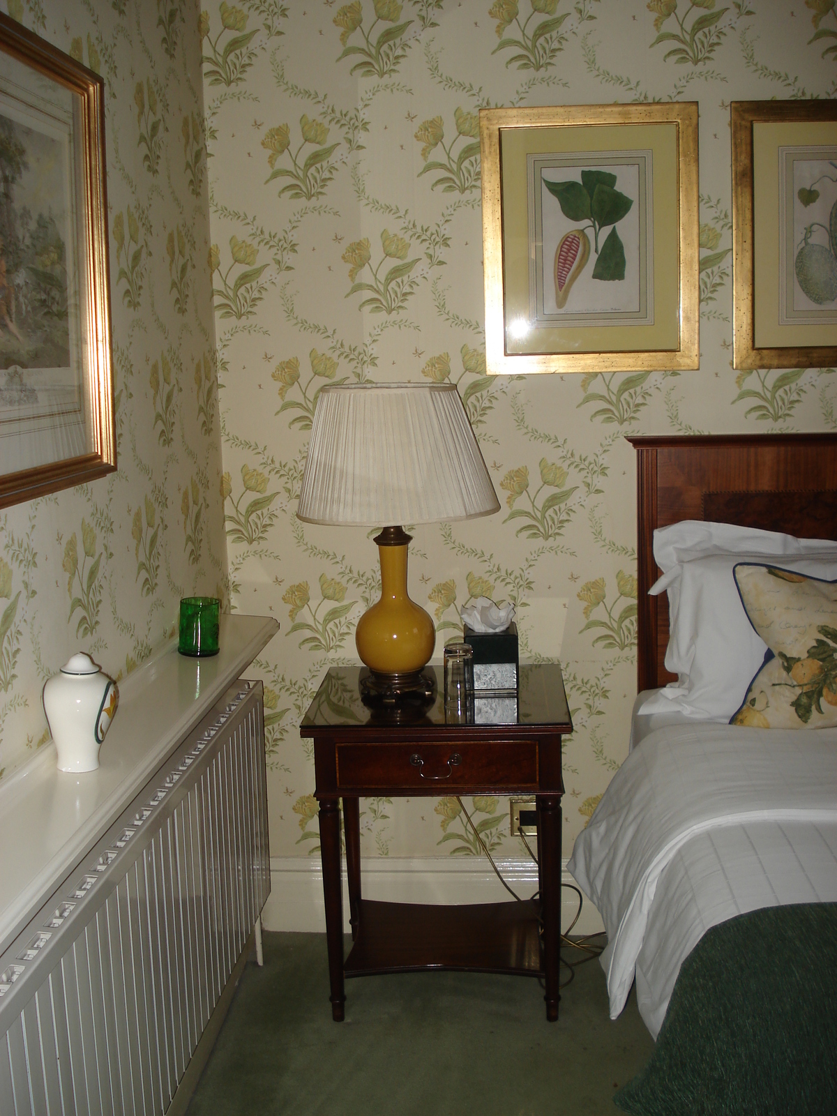 รูปถ่าย อังกฤษ(United Kingdom) วิมเบลดัน(Wimbledon) โรงแรมแคนนิซาโรเฮาส์(Cannizaro House Hotel) 2006-10 33