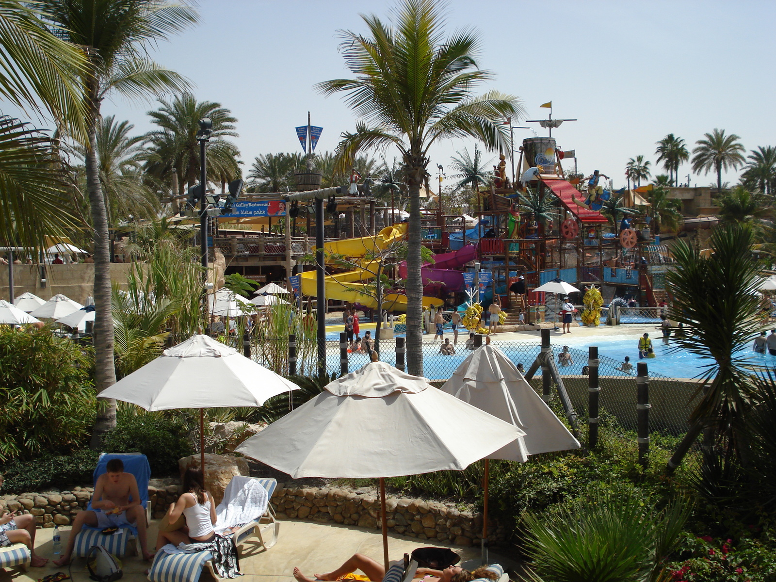 รูปถ่าย สหรัฐอาหรับเอมิเรตส์(United Arab Emirates) ดูไบ(Dubai) สวนน้ำไวลด์วาดี(Wild Wadi) 2007-03 115