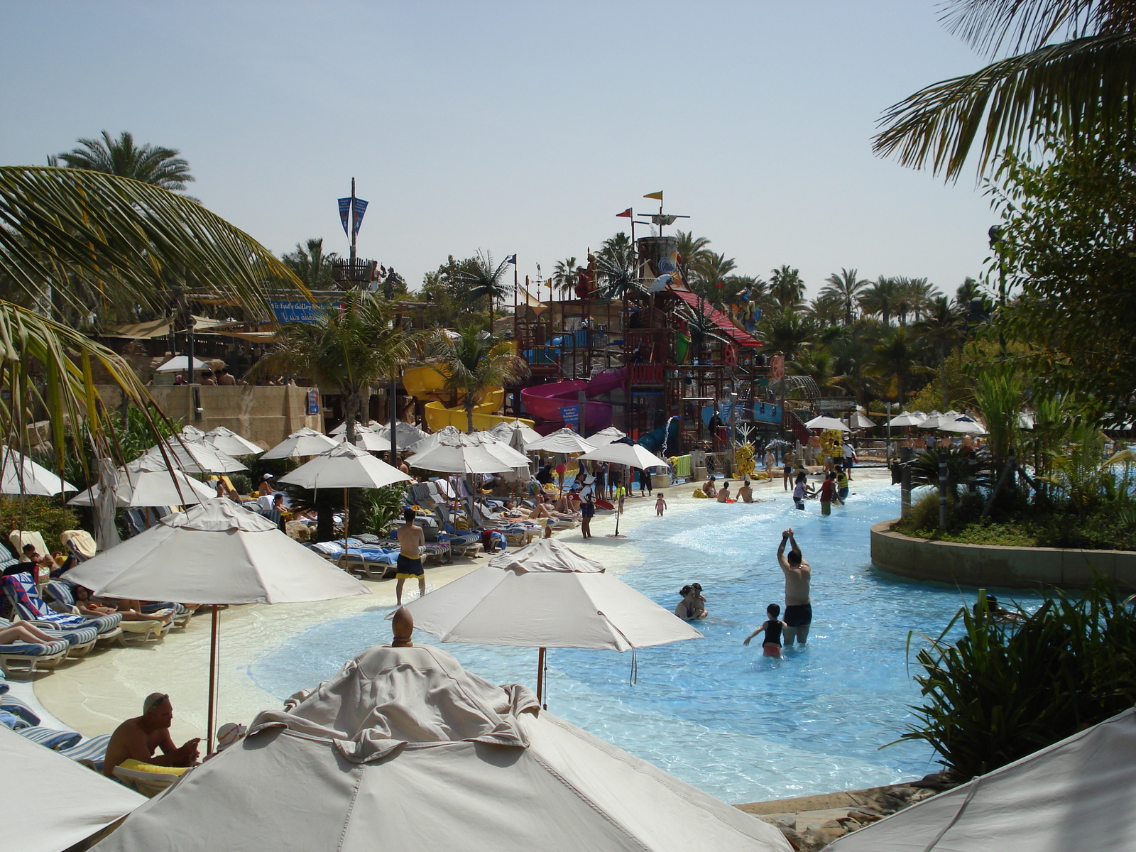 รูปถ่าย สหรัฐอาหรับเอมิเรตส์(United Arab Emirates) ดูไบ(Dubai) สวนน้ำไวลด์วาดี(Wild Wadi) 2007-03 152