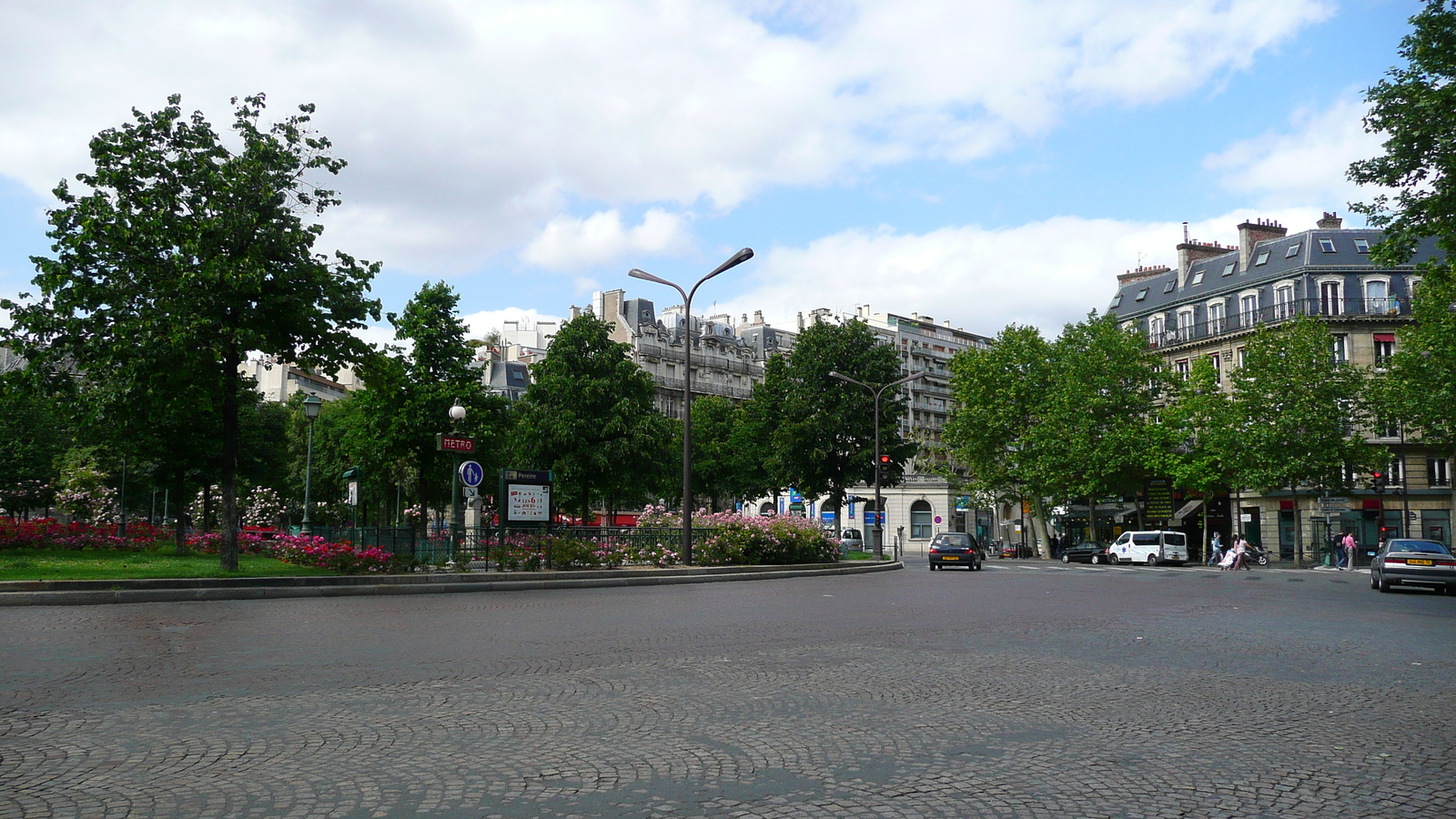 รูปถ่าย ฝรั่งเศส(France) ปารีส(Paris) คุ้มที่ 17 (17th Arrondissement) จัตุรัสแปแรร์(Place Pereire) 2007-05 42