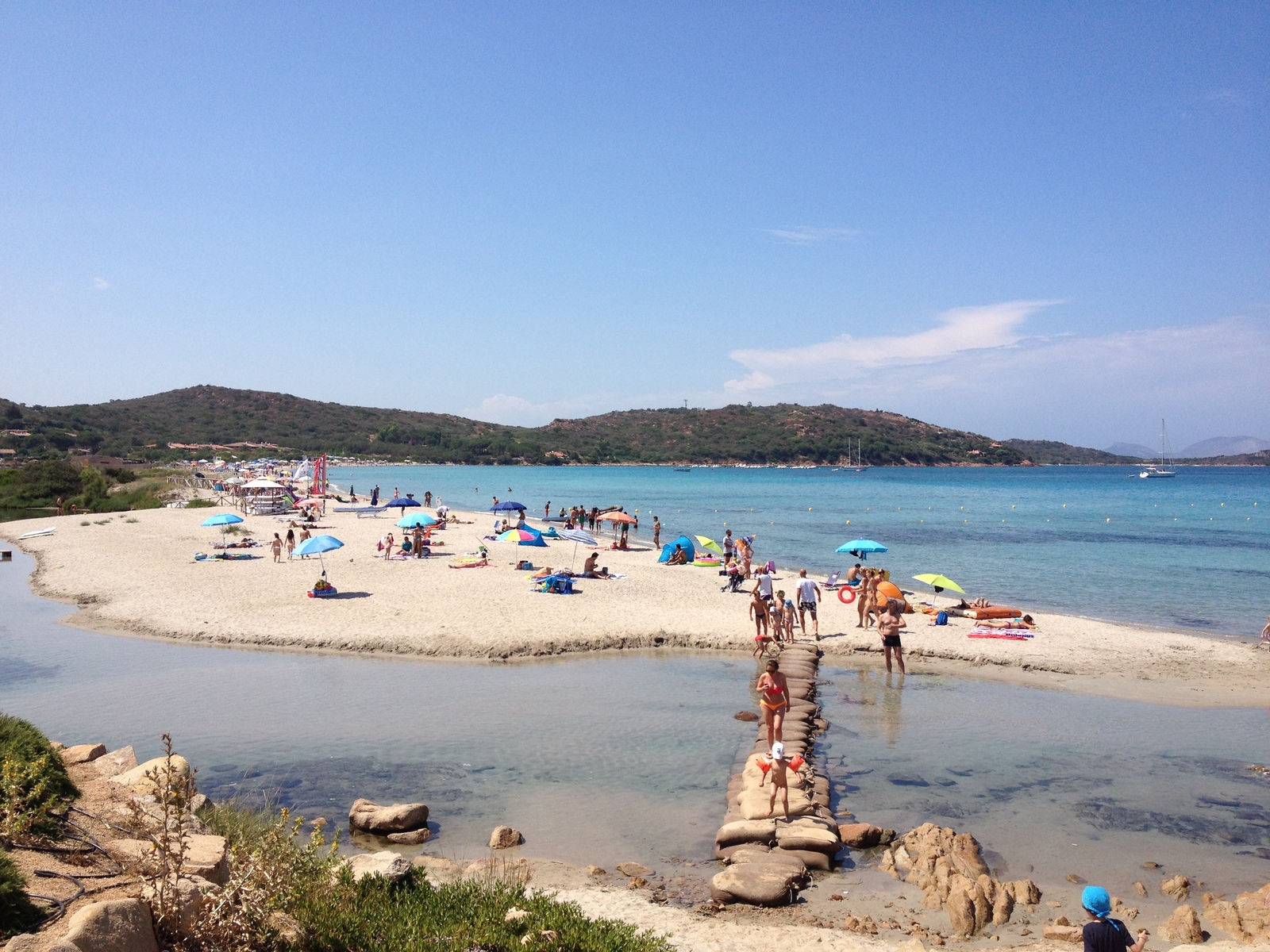 รูปถ่าย อิตาลี(Italy) ซาร์ดิเนีย(Sardinia) ปอร์โตตาแวร์นา(Porto Taverna) 2015-06 0