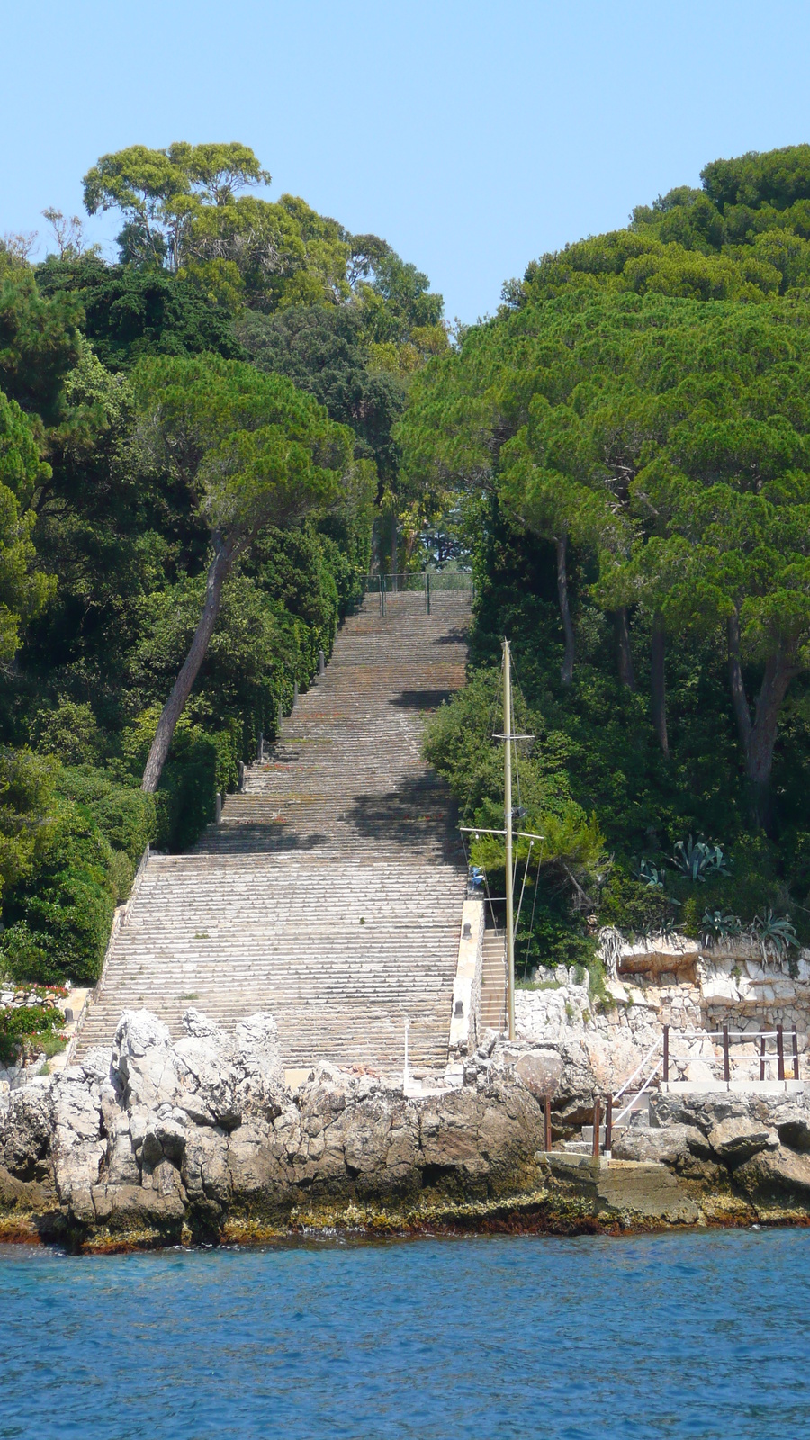รูปถ่าย ฝรั่งเศส(France) แหลมอ็องตีบ(Cap d'Antibes) อ่าวลาร์ฌ็องโฟ(Anse de l'Argent Faux) 2007-07 35