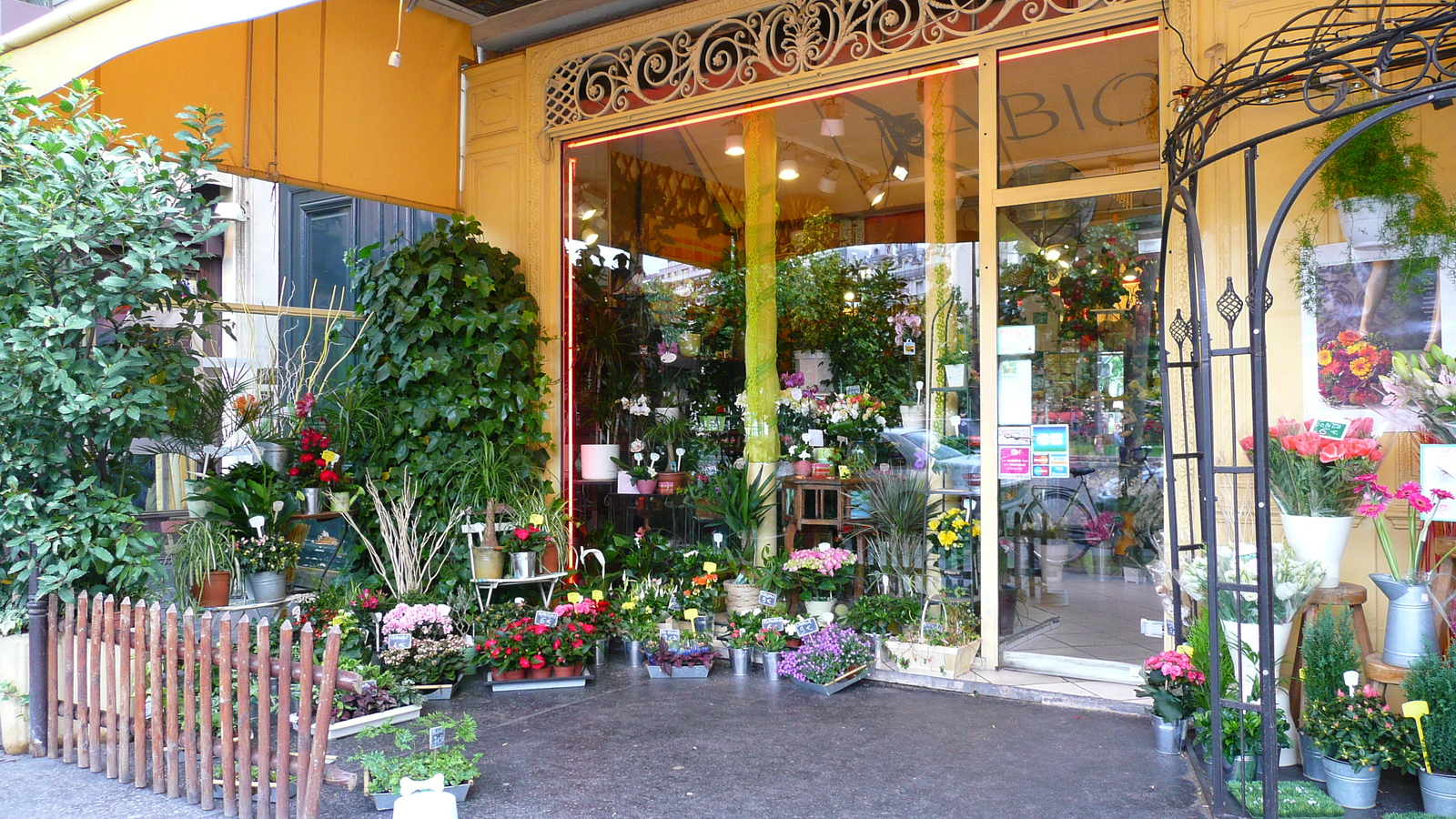 รูปถ่าย ฝรั่งเศส(France) ปารีส(Paris) คุ้มที่ 17 (17th Arrondissement) จัตุรัสแปแรร์(Place Pereire) 2007-05 30