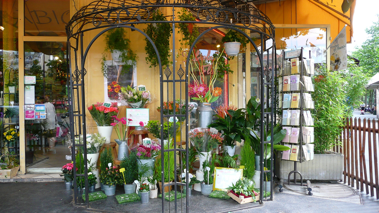รูปถ่าย ฝรั่งเศส(France) ปารีส(Paris) คุ้มที่ 17 (17th Arrondissement) จัตุรัสแปแรร์(Place Pereire) 2007-05 31